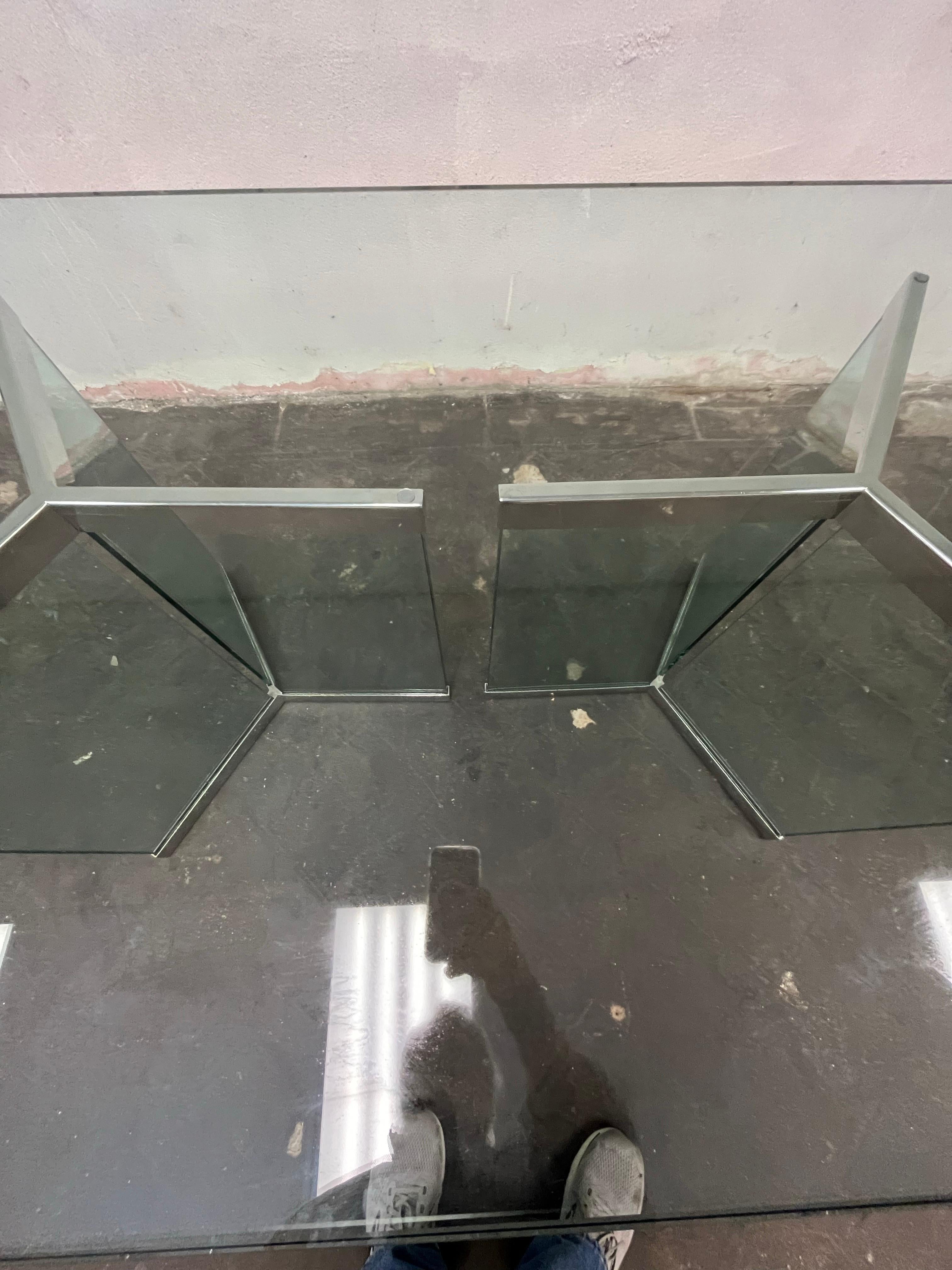 20ième siècle Table de salle à manger Leon Rosen pour Pace Collection Glass and Chrome en vente
