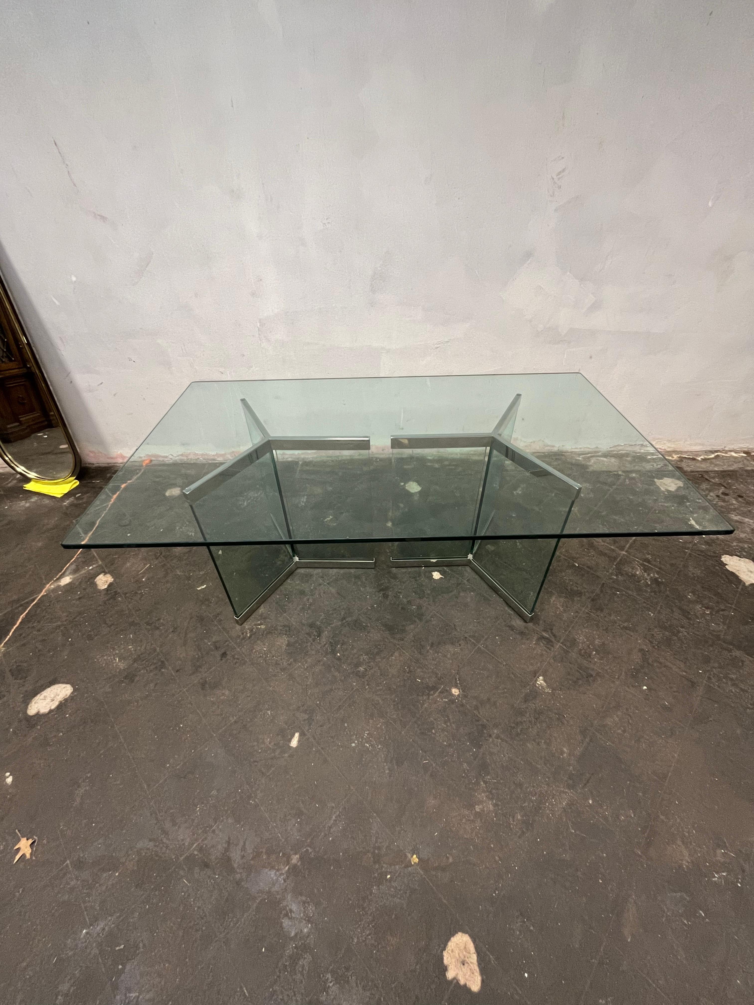 Verre Table de salle à manger Leon Rosen pour Pace Collection Glass and Chrome en vente