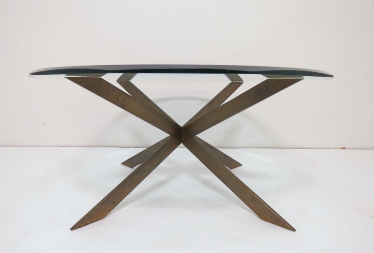 Leon's Furniture Coffee Tables / Serpentine Coffee Table w/ Two