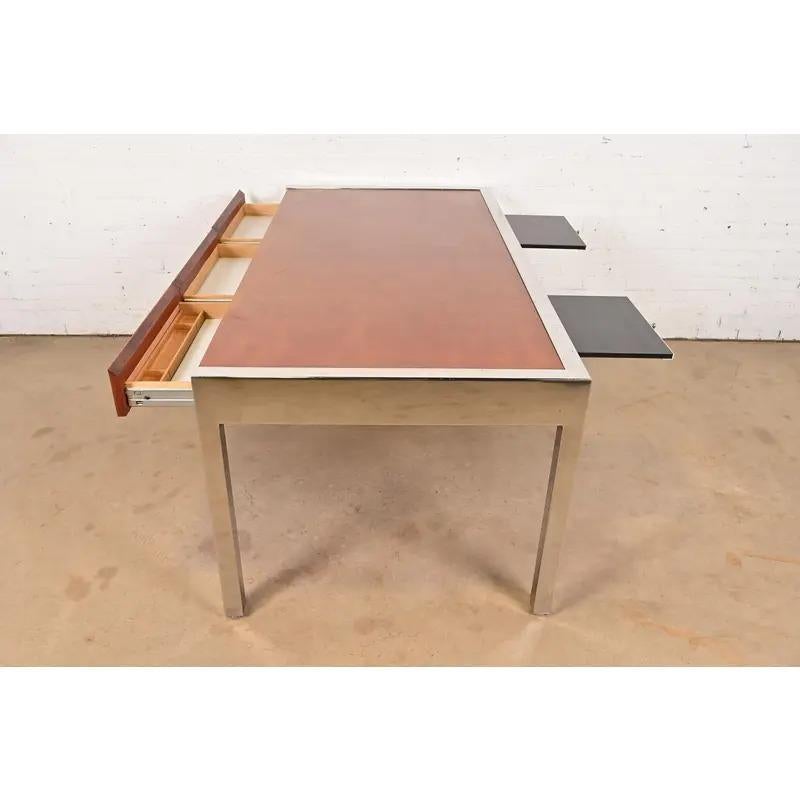 Leon Rosen for Pace Collection Leather and Polished Steel Executive Desk, 1970s For Sale 3