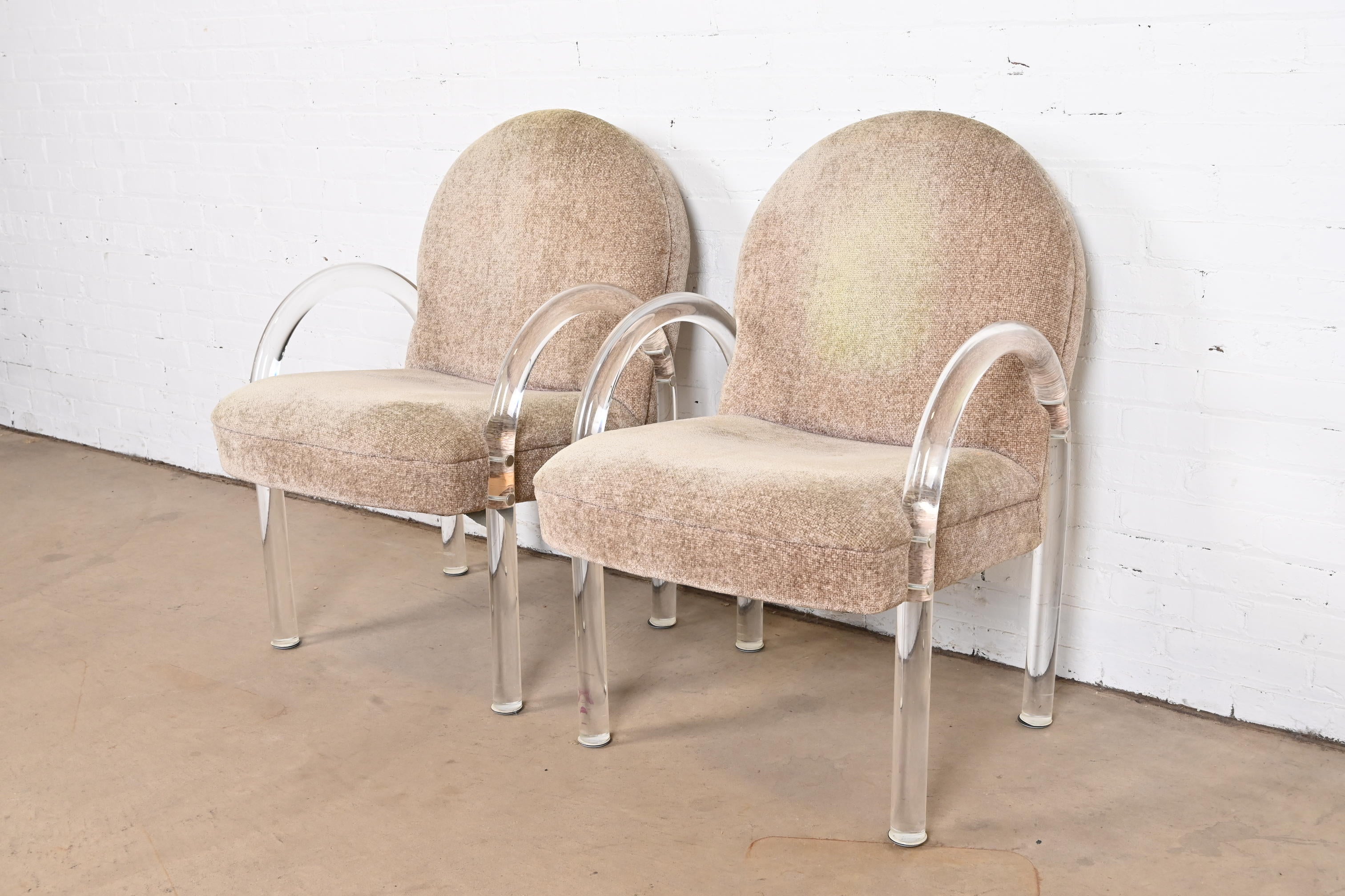 Leon Rosen for Pace Collection Modern Art Deco Lucite Waterfall Armchairs, Pair In Good Condition In South Bend, IN