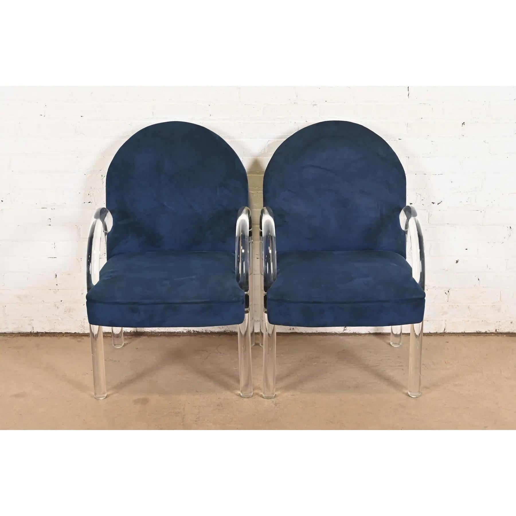 Leon Rosen for Pace Collection Modern Art Deco Lucite Waterfall Armchairs, Pair In Good Condition For Sale In South Bend, IN