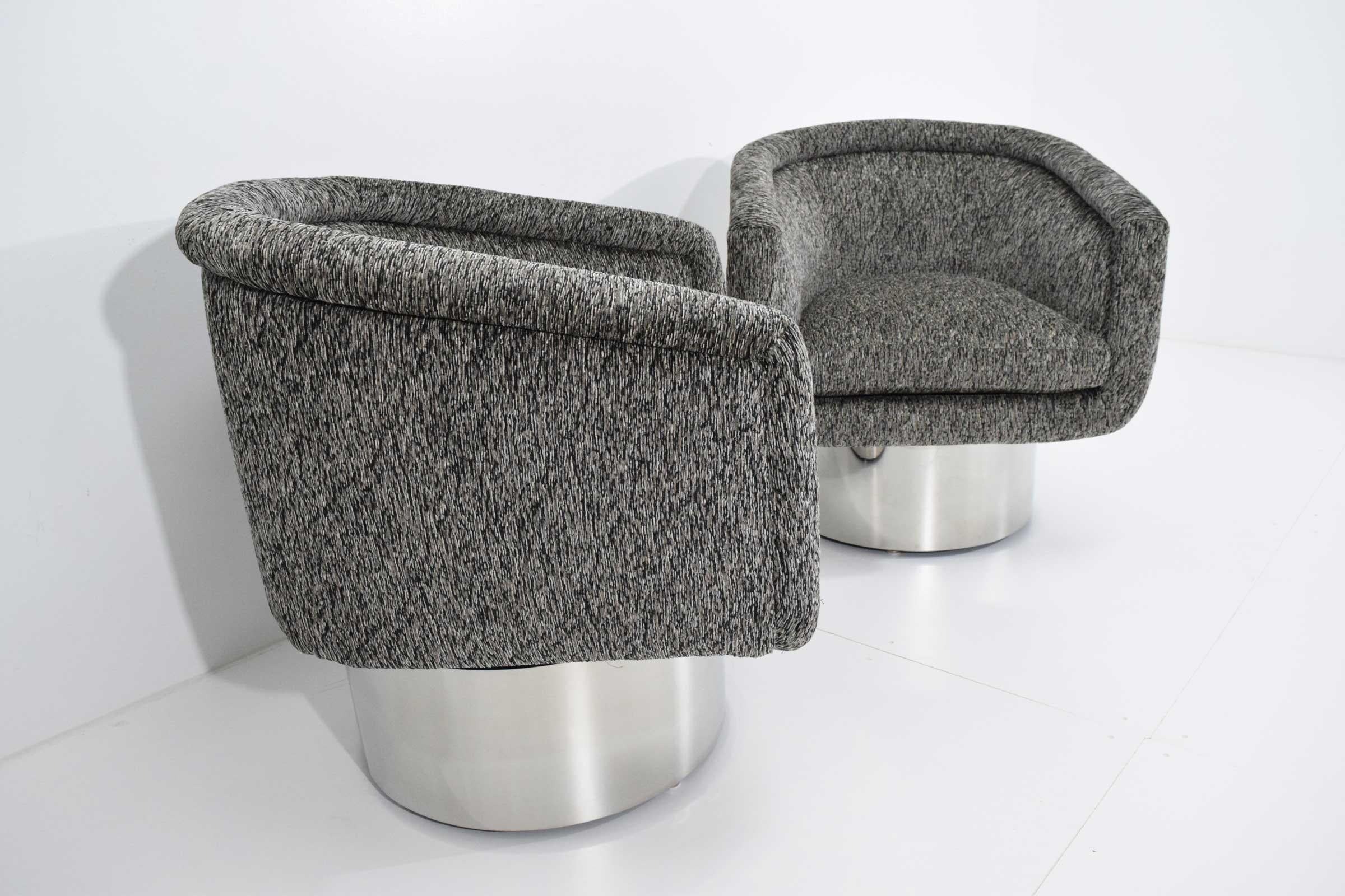 Leon Rosen for Pace Collection Pair of Swivel Tub Lounge Chairs 2