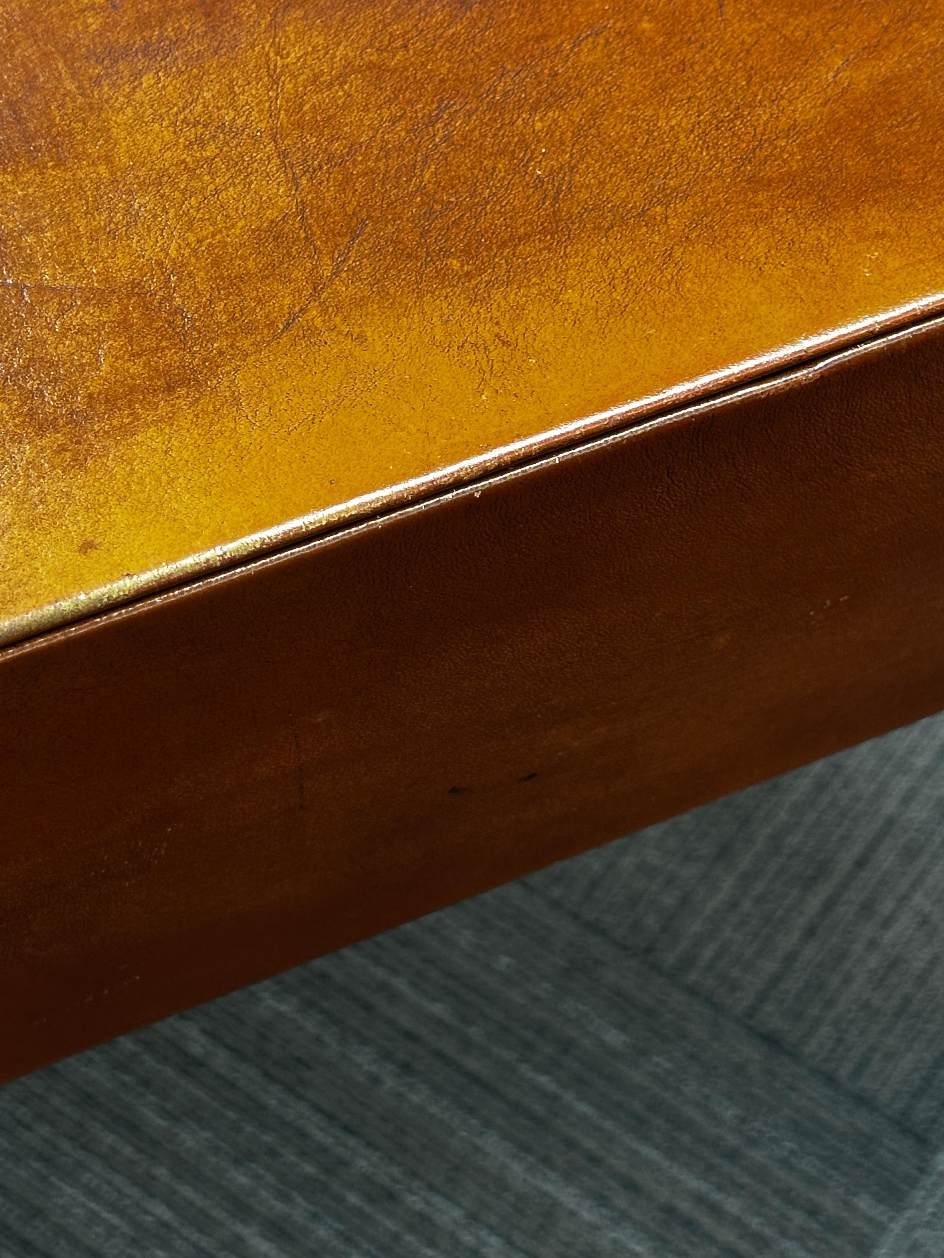 Leon Rosen per Pace Collection Scrivania direzionale in acciaio inox e pelle in vendita 6