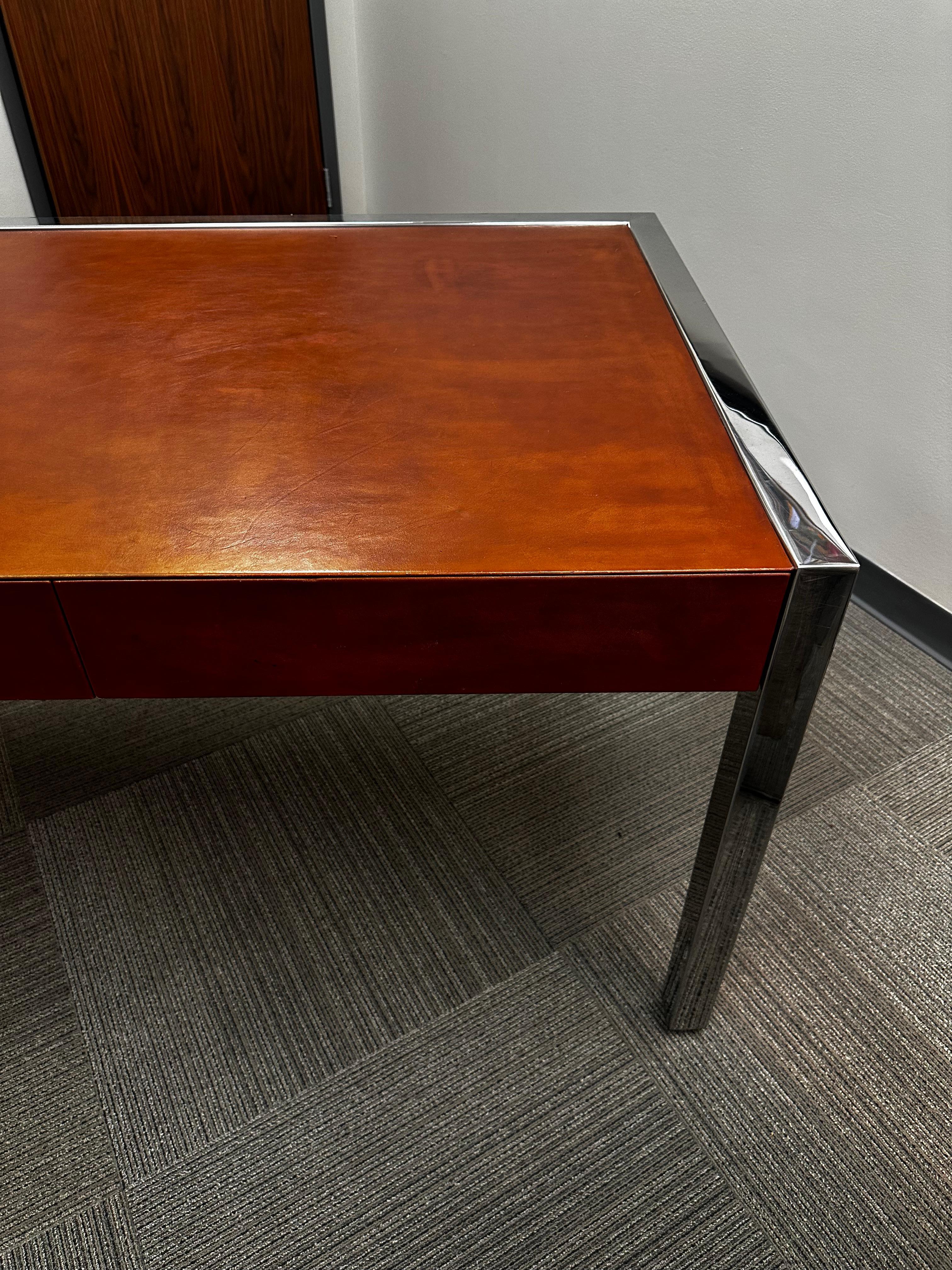 Leon Rosen per Pace Collection Scrivania direzionale in acciaio inox e pelle in vendita 7