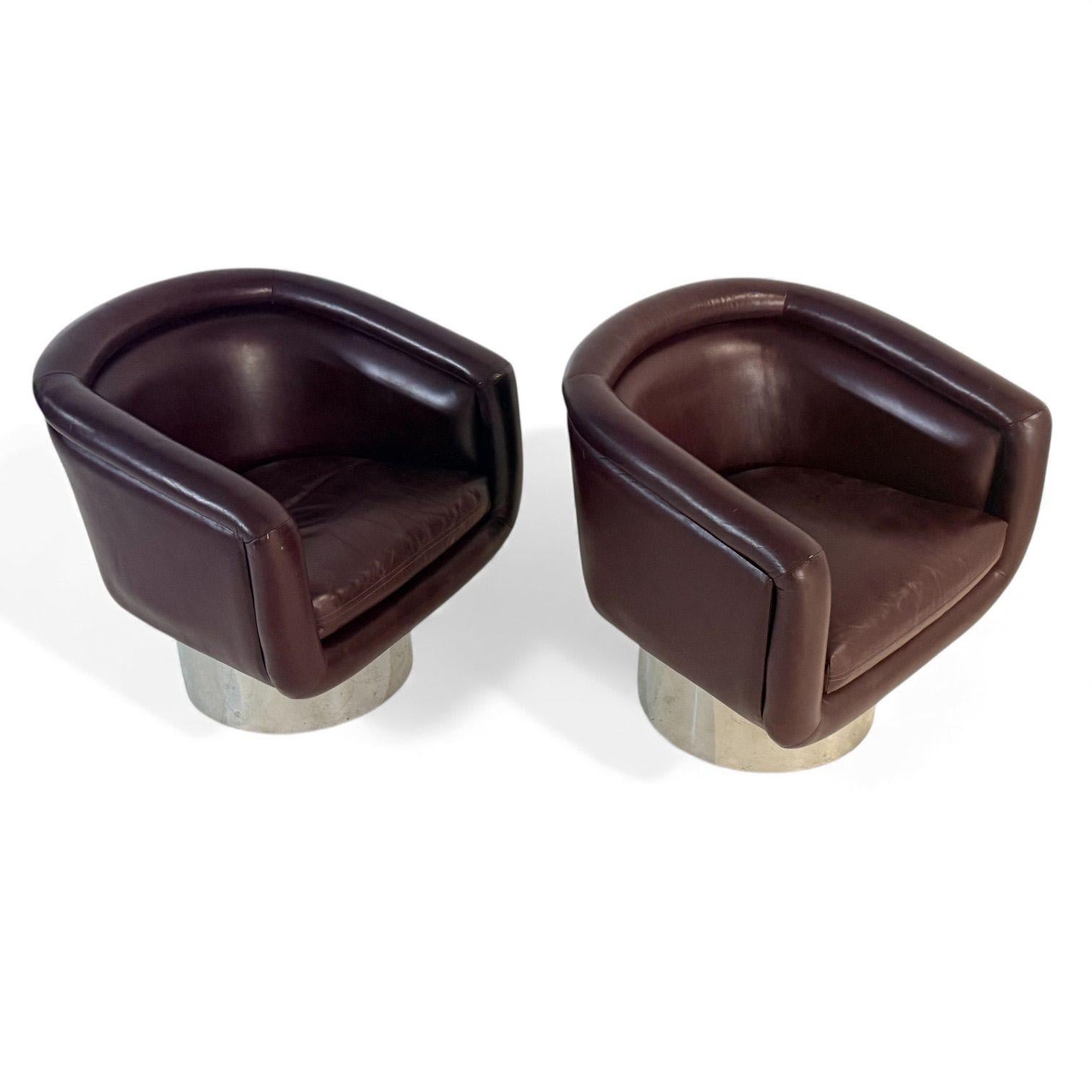 Late 20th Century Leon Rosen For PACE Swivel Lounge Chairs, 1970 For Sale