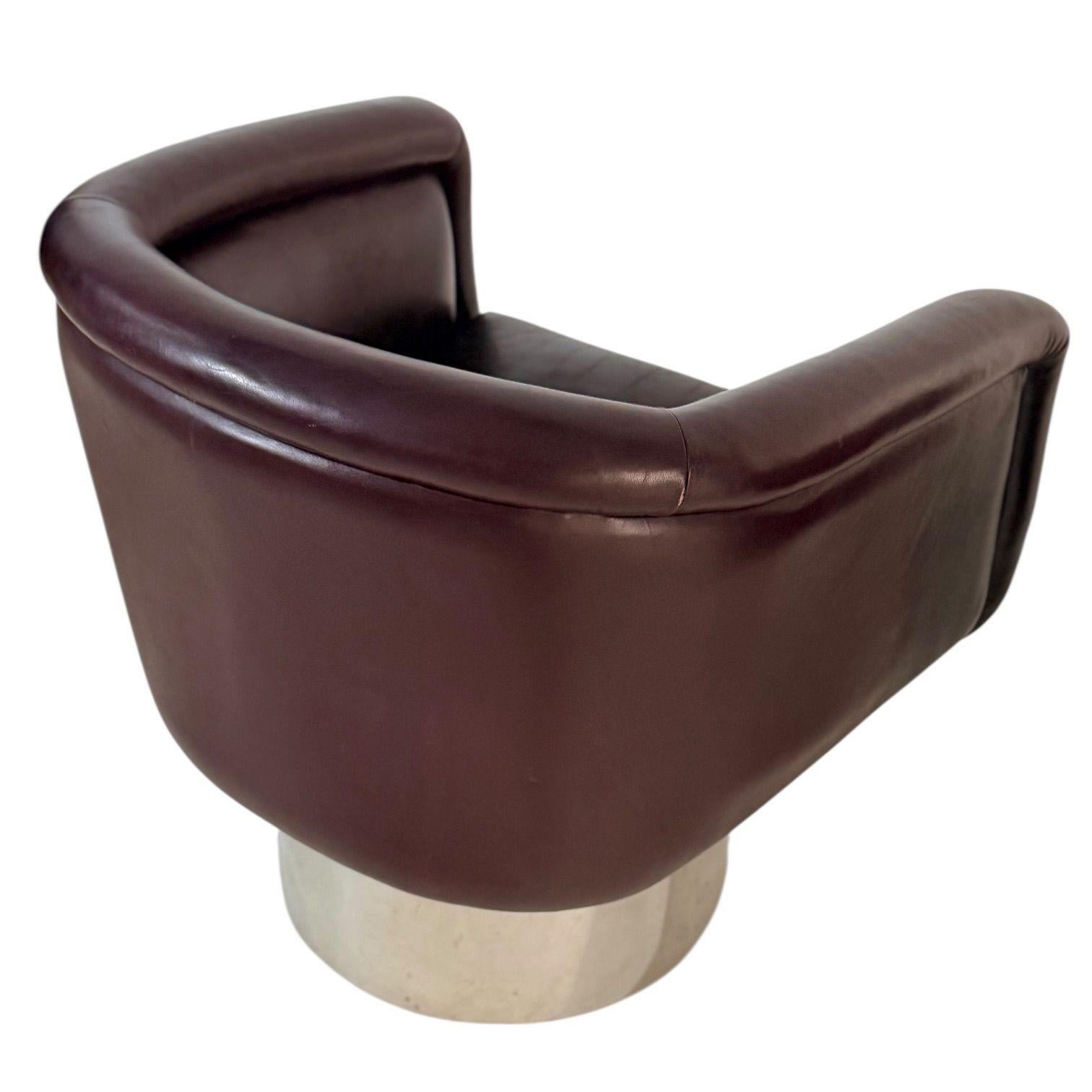 Leon Rosen For PACE Swivel Lounge Chairs, 1970 im Angebot 1