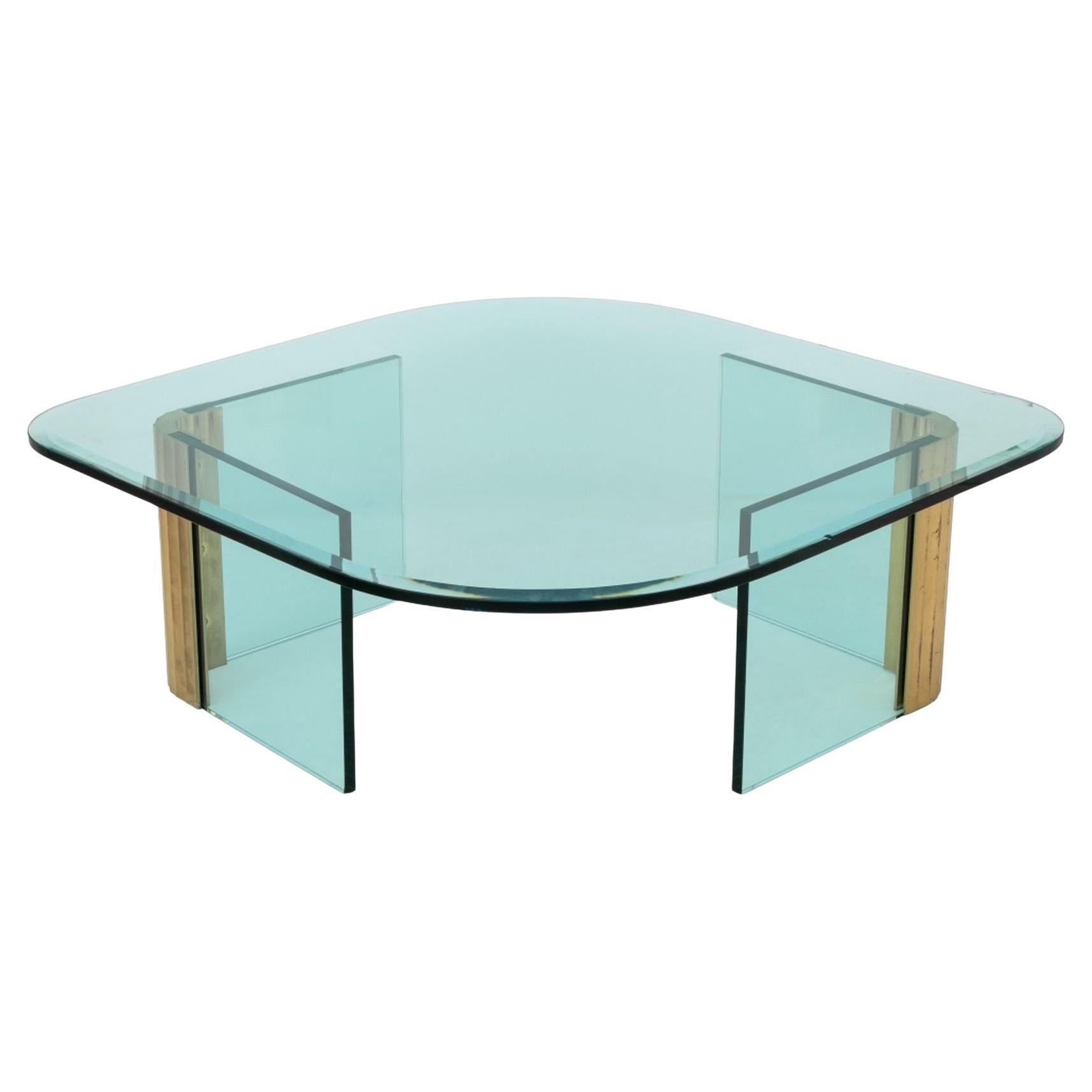 Leon Rosen Collection Paceal Table basse en verre et laiton en vente