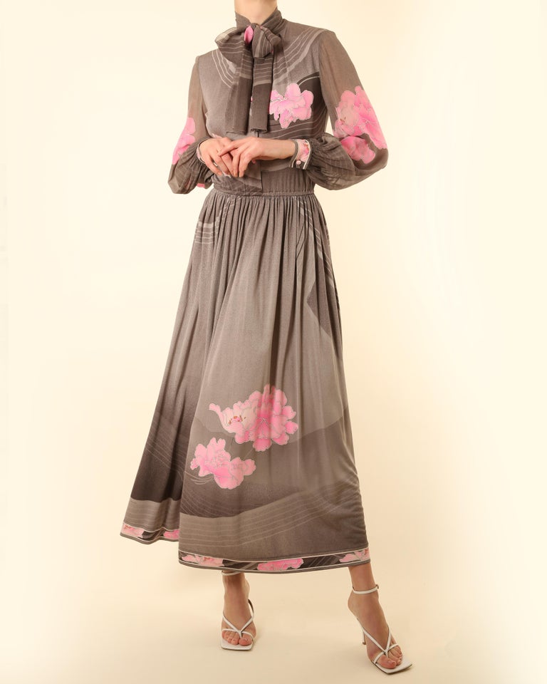 Leonard 1970 grey pink white floral button up pussy bow tie neck silk maxi dress For Sale 4