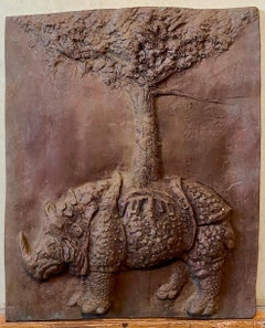 Escultura de bronce en relieve Rinoceronte con árbol Modernista estadounidense Leonard Baskin