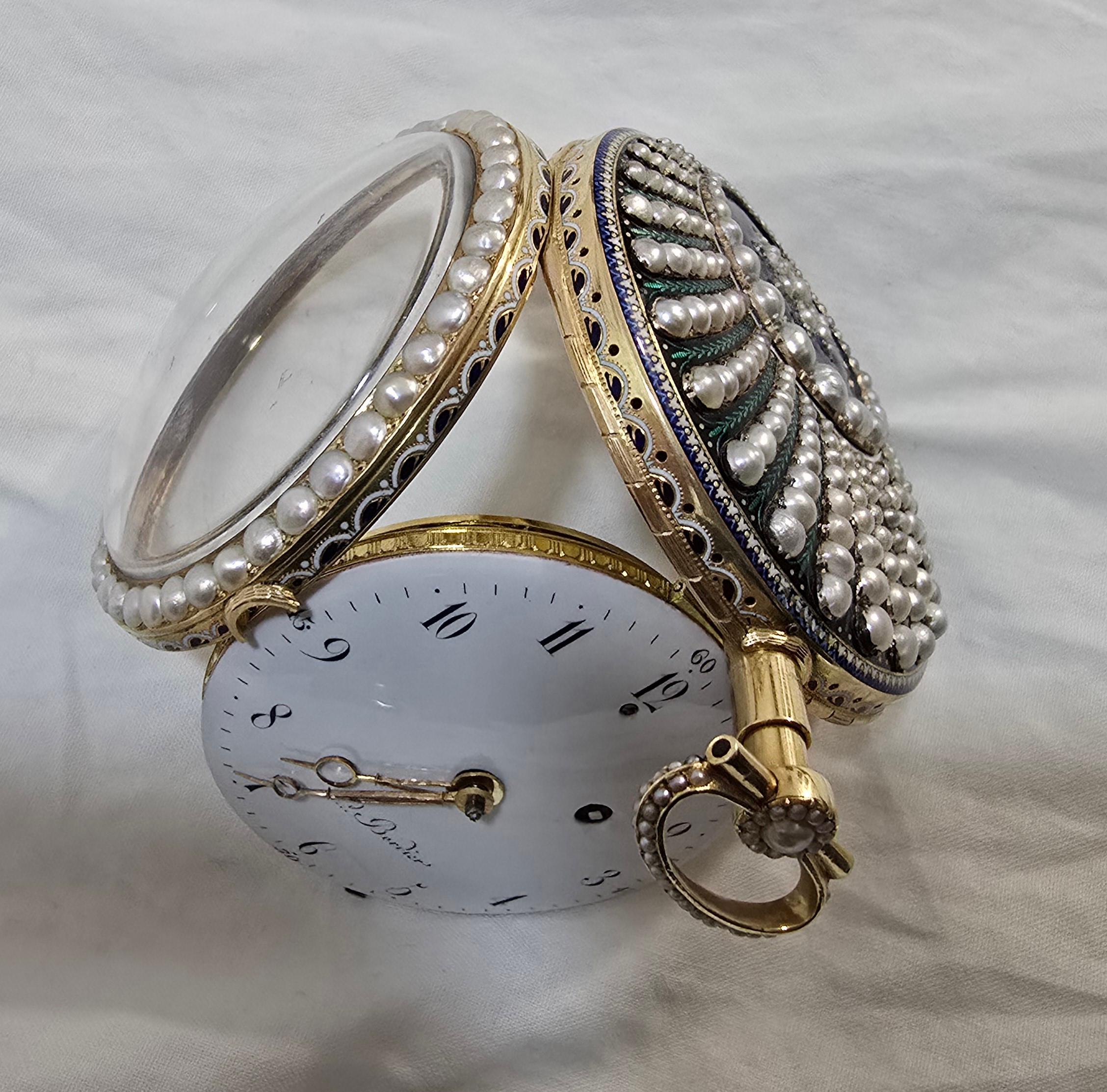 Leonard Bordier 18K Gold Pocket Watch with Pearls and Enamel – Made for the Chin For Sale 1