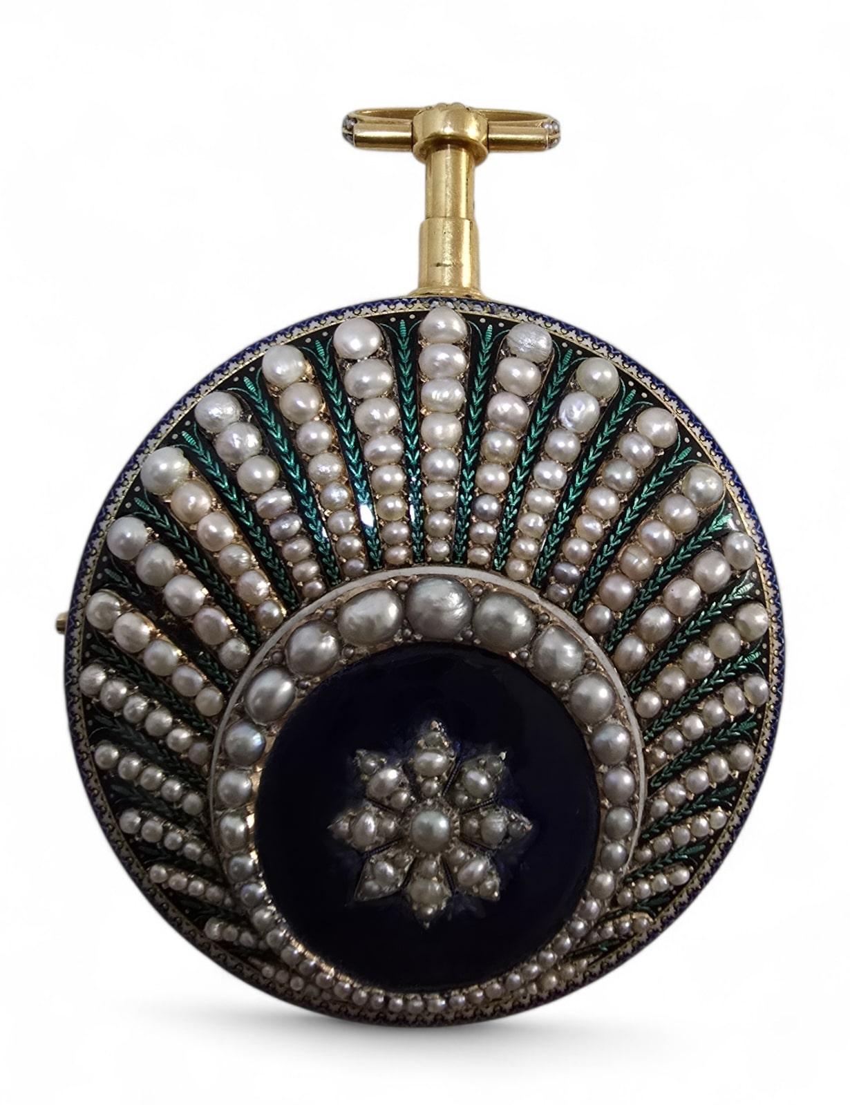 Leonard Bordier 18K Gold Pocket Watch with Pearls and Enamel – Made for the Chin For Sale 5