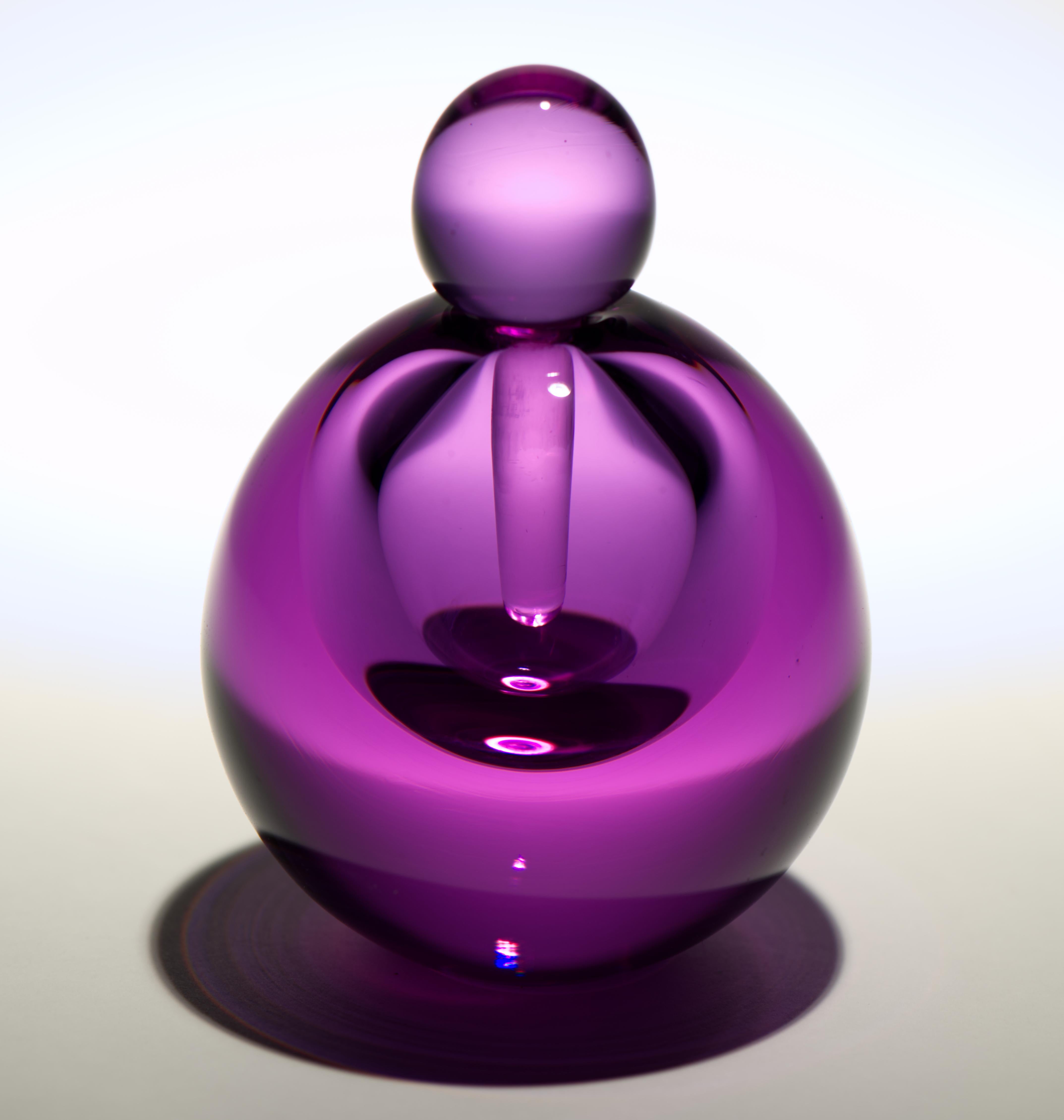Art Deco Leonard DiNardo Neodymium Alexandrite Glass Perfume Bottle, 1983 For Sale