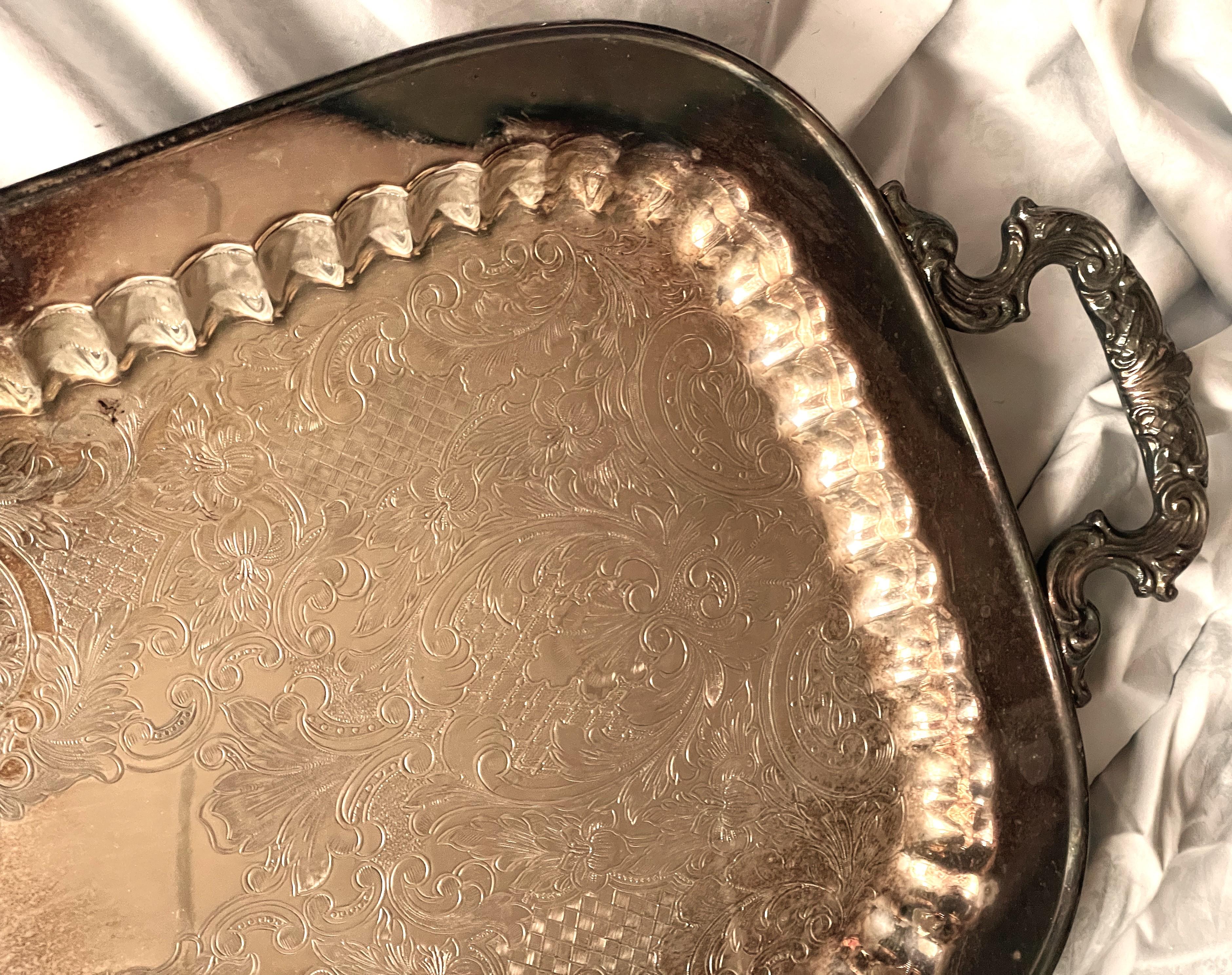 Plated Leonard Etched Ribbed Silverplate Footed Handled Narrow Serving Bar Tray For Sale
