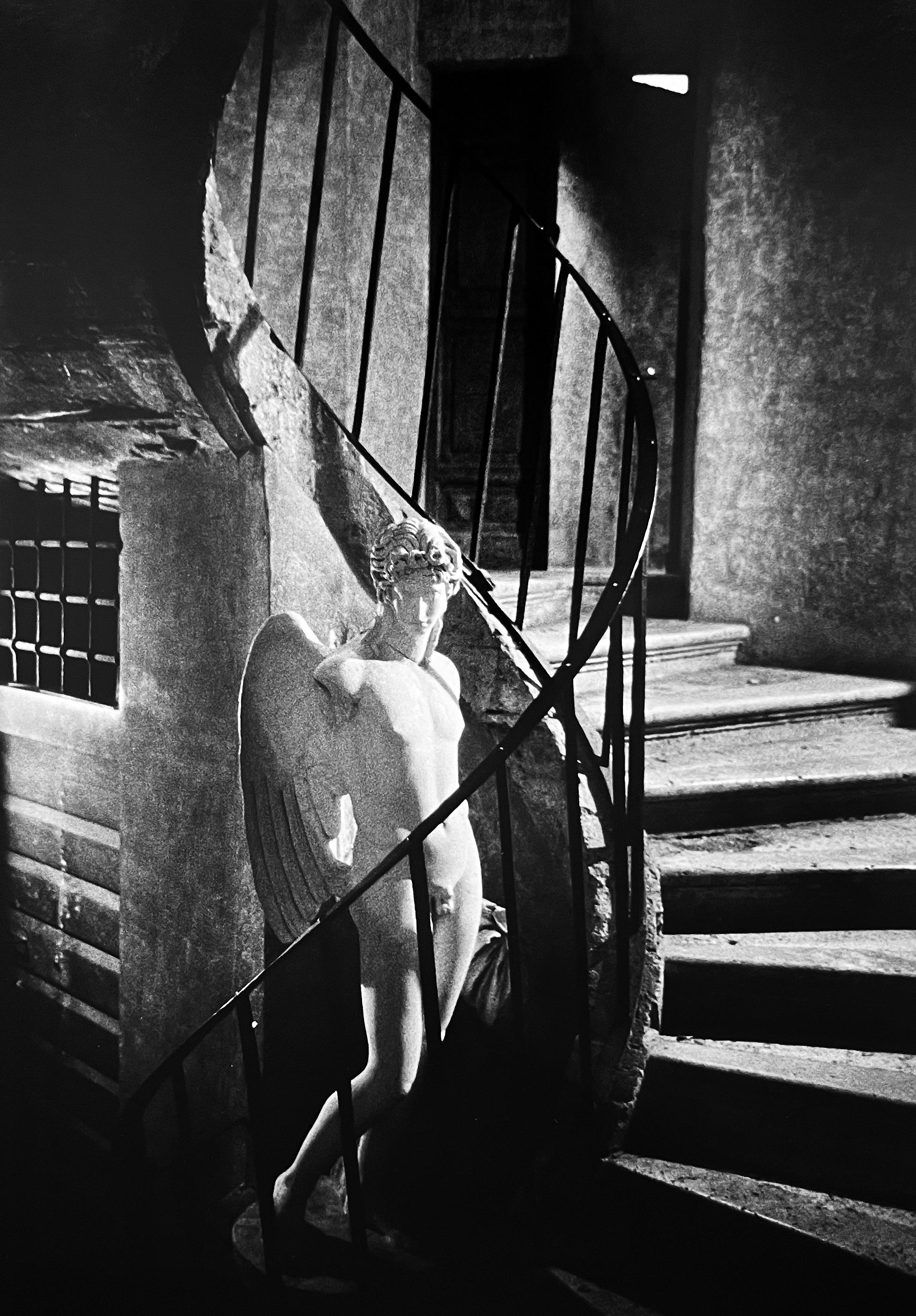Rome, Italie, photographies en noir et blanc, grand tirage de succession - Photograph de Leonard Freed