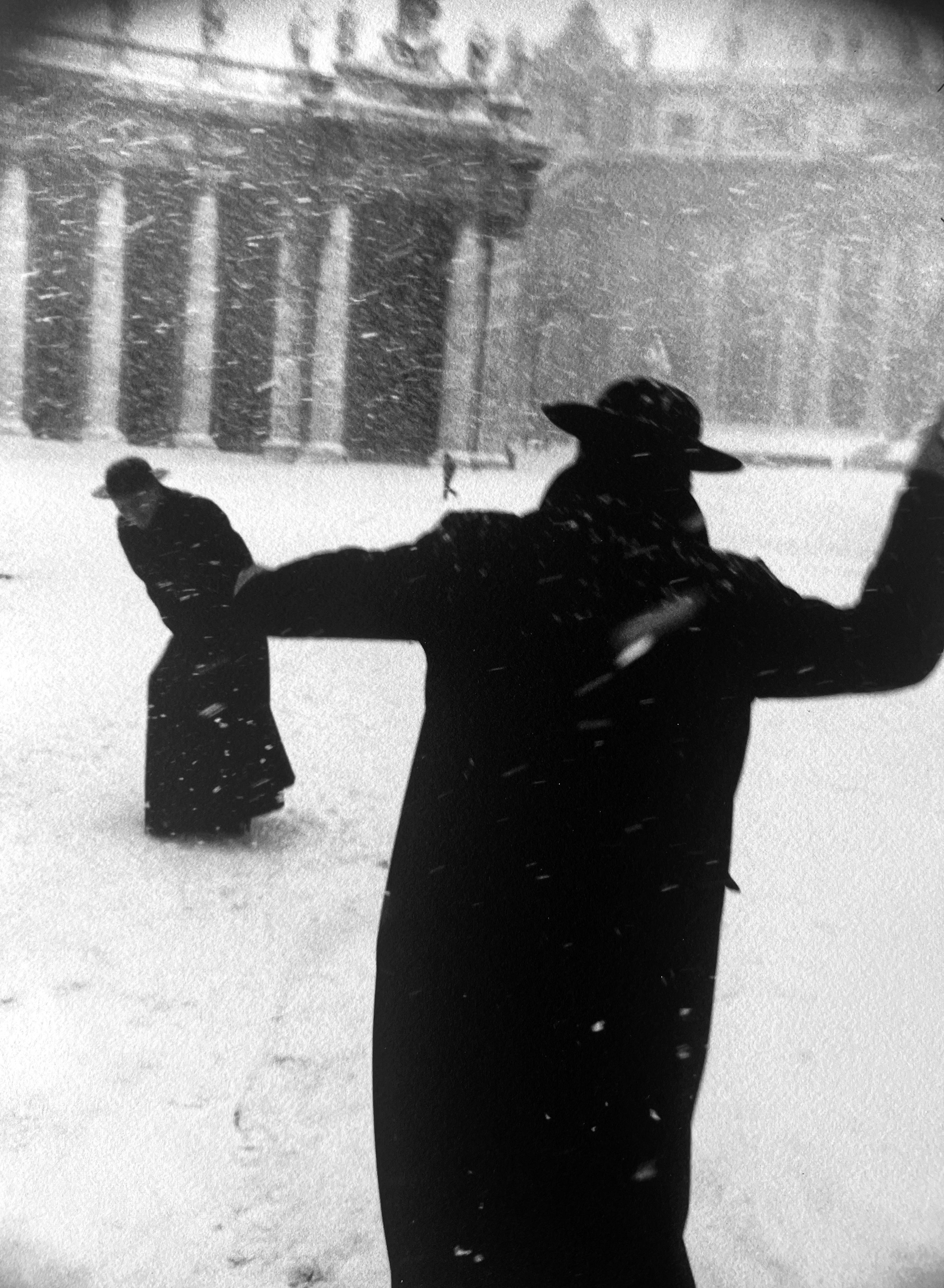 Rome, Italy, St. Peter's Square, Snow at the Vatican 1950s, Edition of 6 - Photograph by Leonard Freed