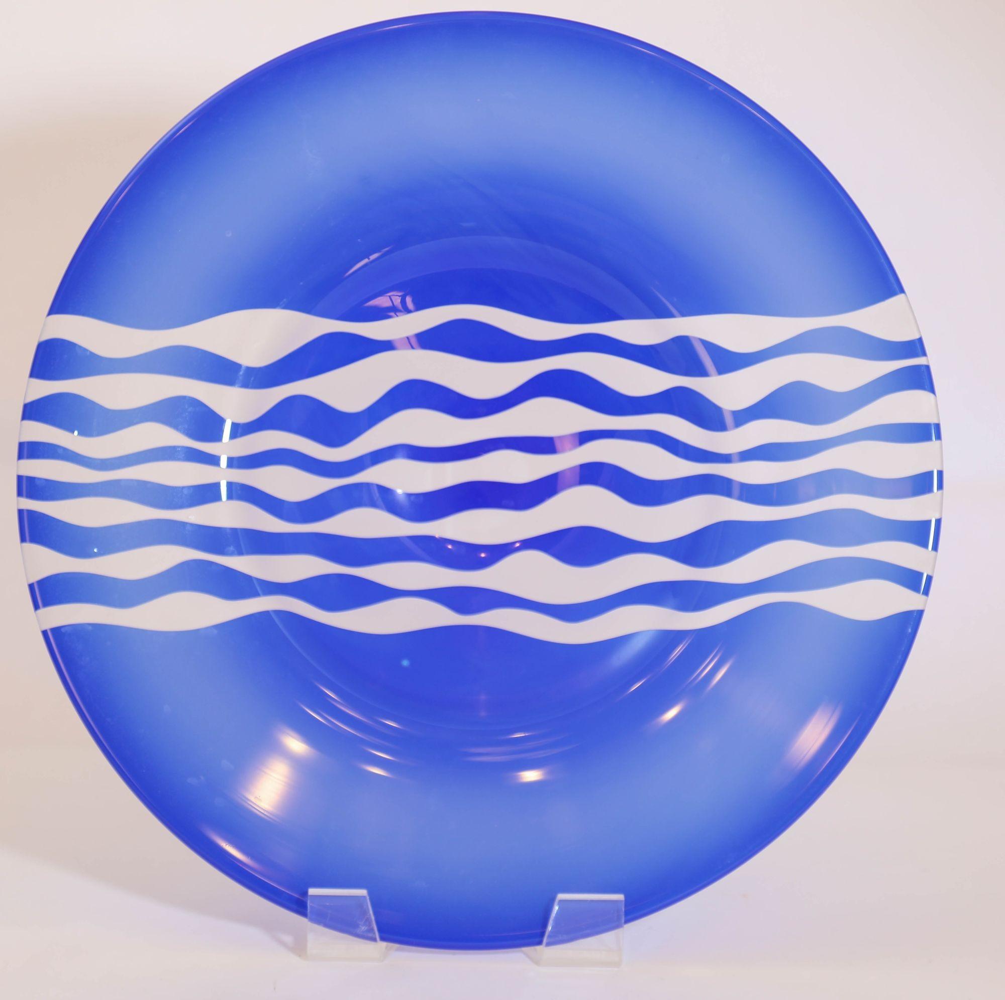 Leonard Marty Cobalt Blue with Etched Waves Large Art Glass Bowl Signed Dated For Sale 3