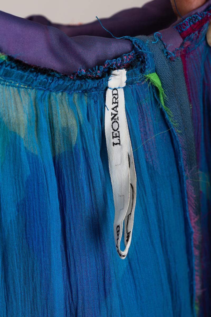 Leonard of Paris Fuschia Mehrfarbiges Seiden Chiffon Trägerloses Kleid im Angebot 11
