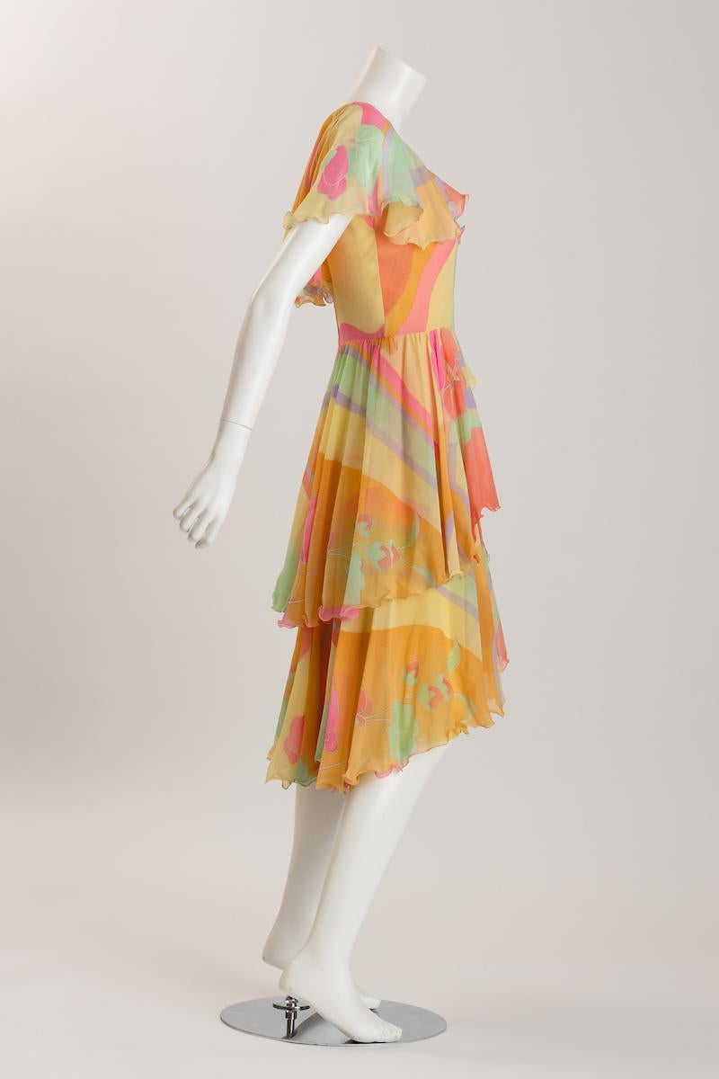 Leonard of Paris Pastellfarbenes Tages-/Abendkleid aus Seidenchiffon im Zustand „Gut“ im Angebot in New York, NY