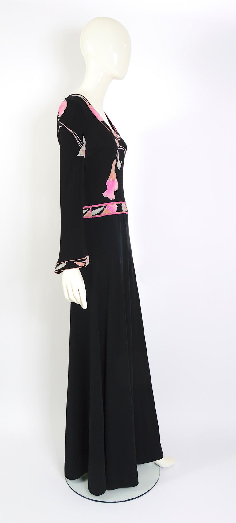 Leonard Paris 1970s vintage signed 100% silk jersey floral print maxi dress For Sale 2