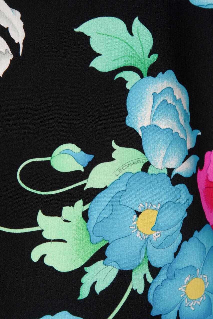 LEONARD PARIS Black & Multicoloured Floral Print Silk Blazer Jacket , 1980s For Sale 2