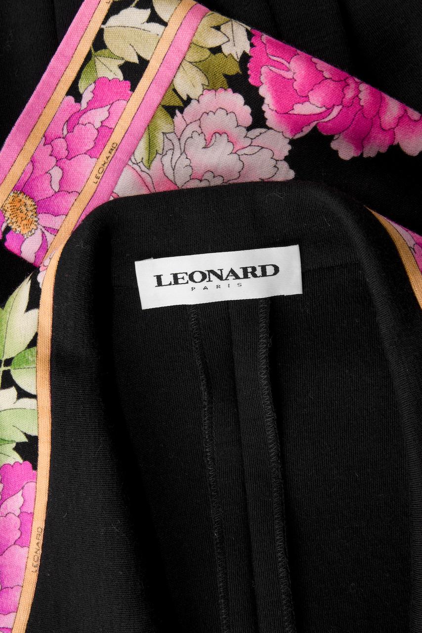 LEONARD PARIS - Veste en maille de laine noire, rose et verte avec imprimé floral de pivoine, années 1990 en vente 4