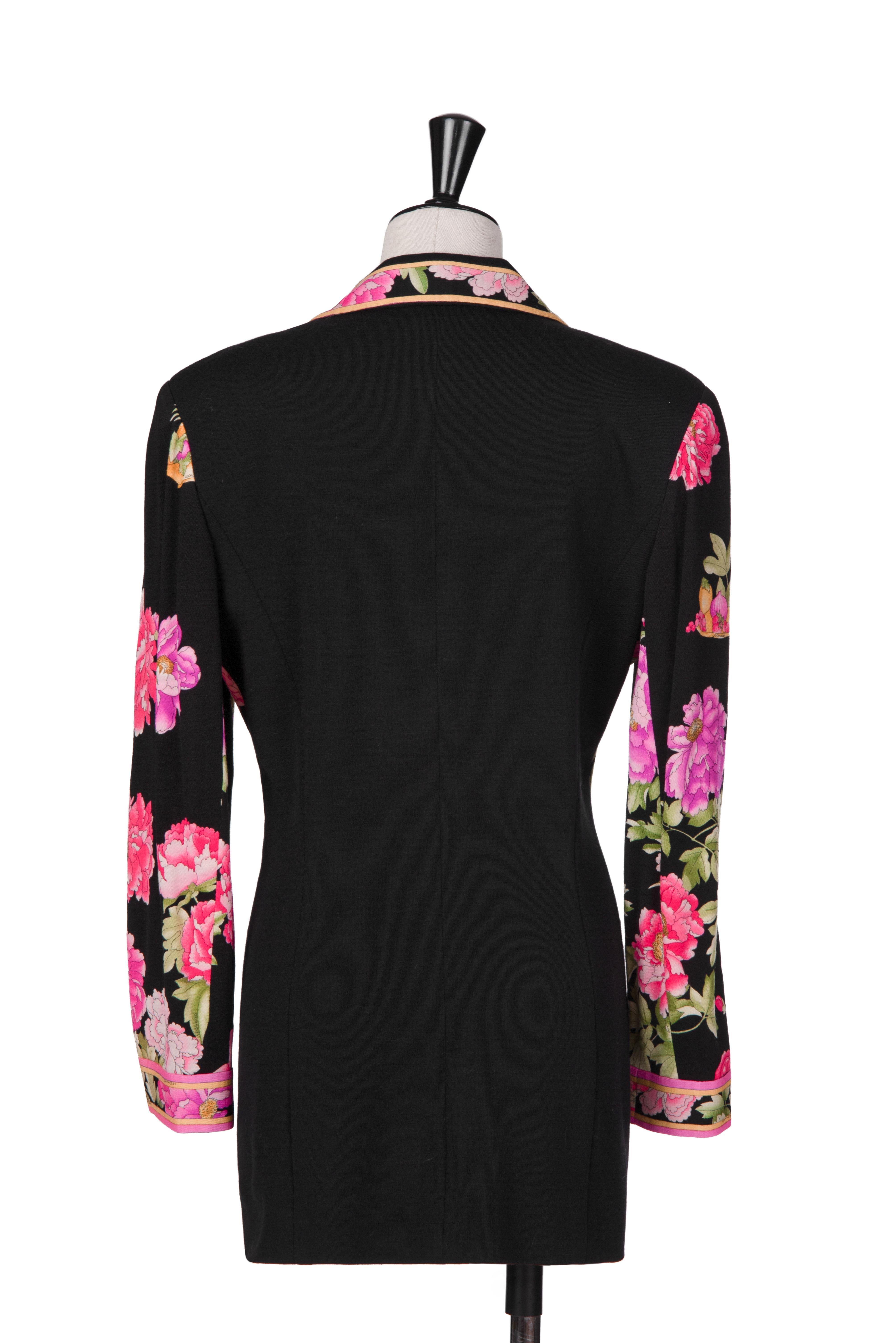 LEONARD PARIS - Veste en maille de laine noire, rose et verte avec imprimé floral de pivoine, années 1990 Excellent état - En vente à Munich, DE