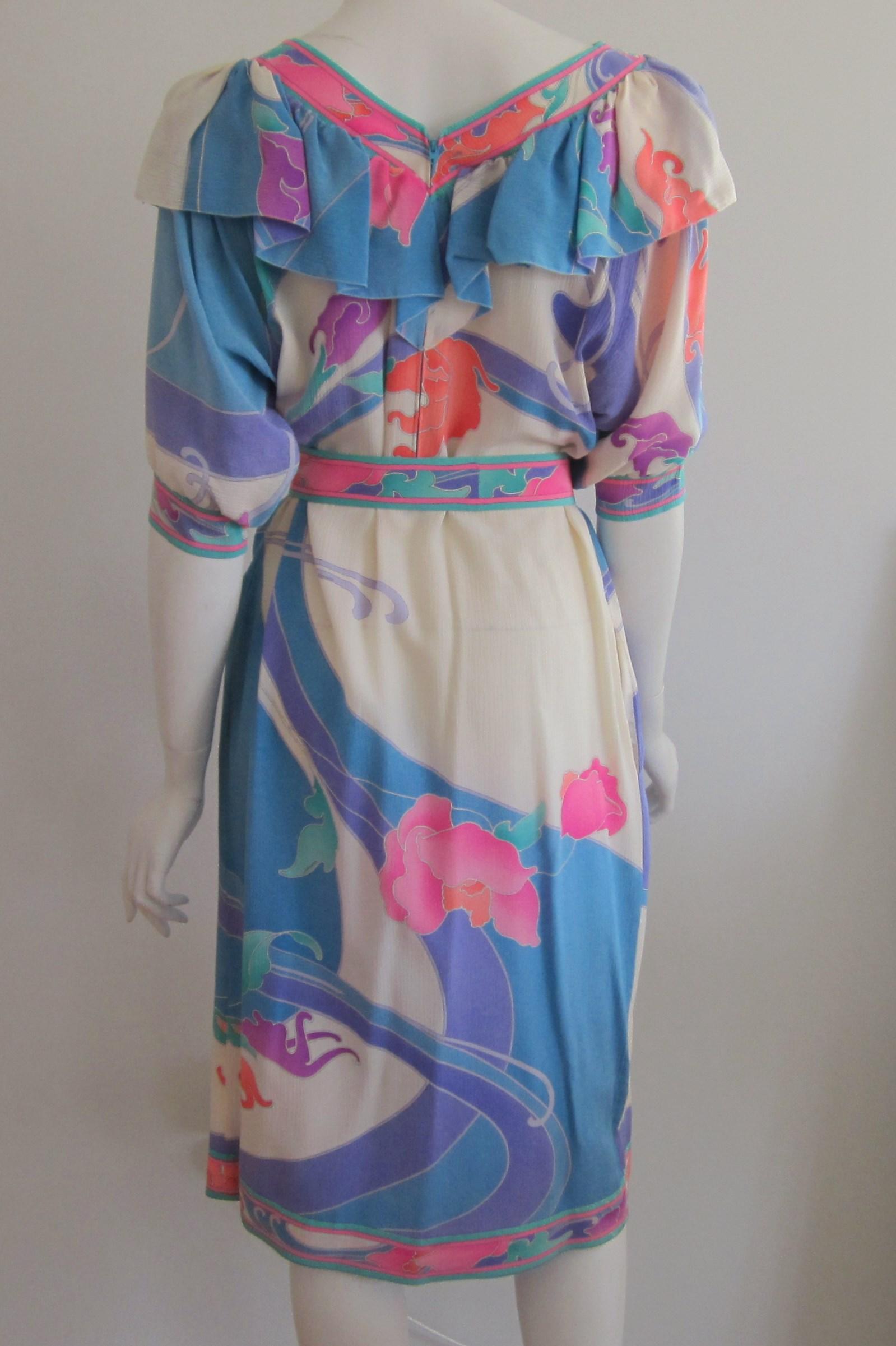 Women's Leonard Paris Floral Print Shift Style Dress Made in France 1980s For Sale