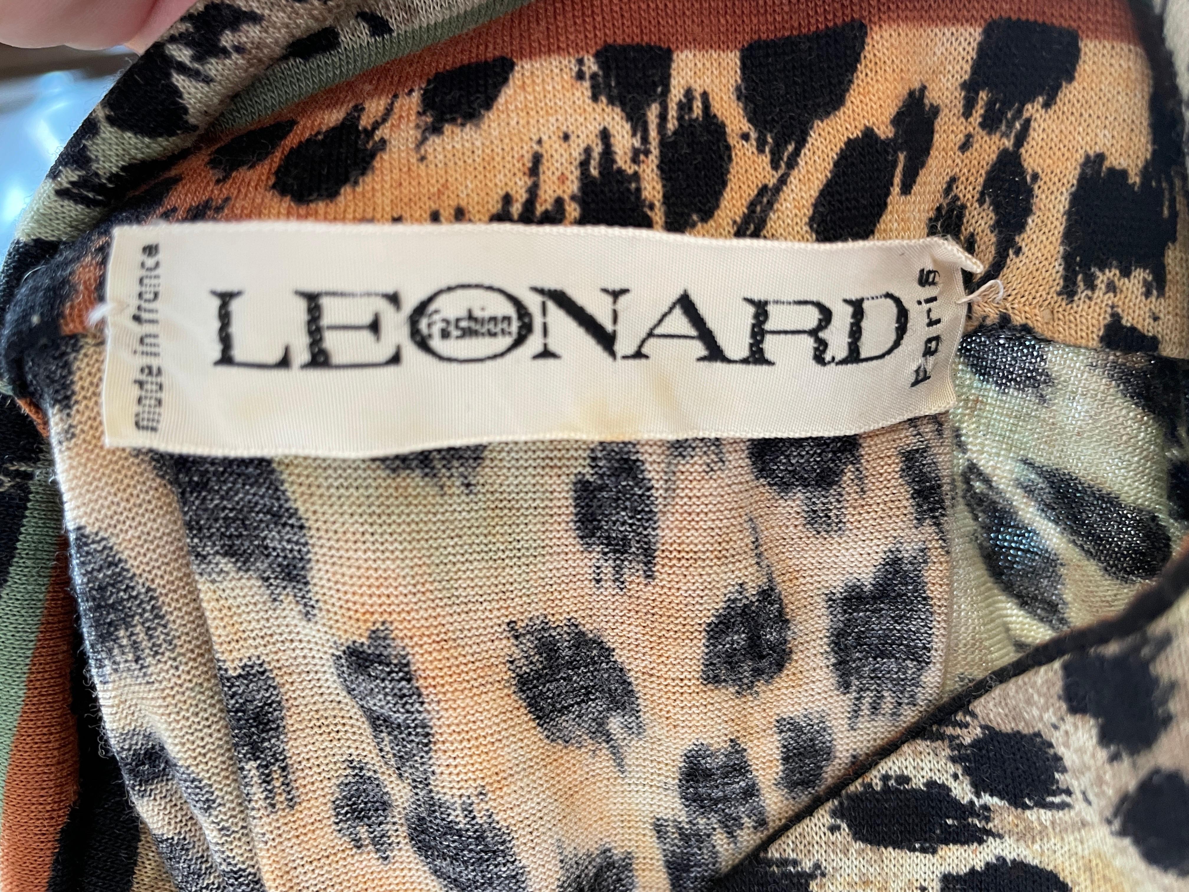 Leonard Paris  Leopard Print Jersey Vintage Buttoned Jacket For Sale 3