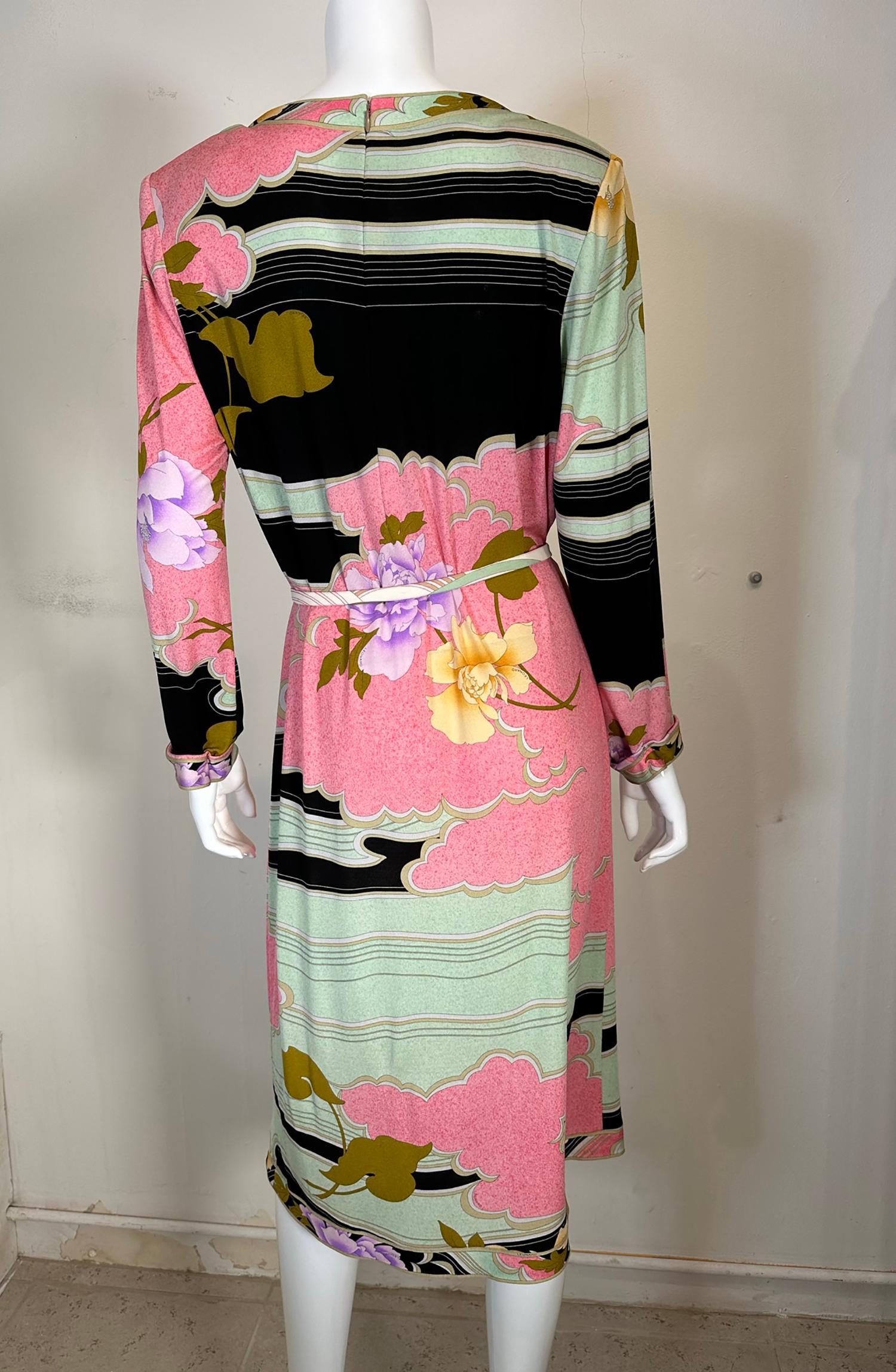 Leonard Paris Silk Jersey Floral Print Shift Dress With Belt 48 For Sale 1