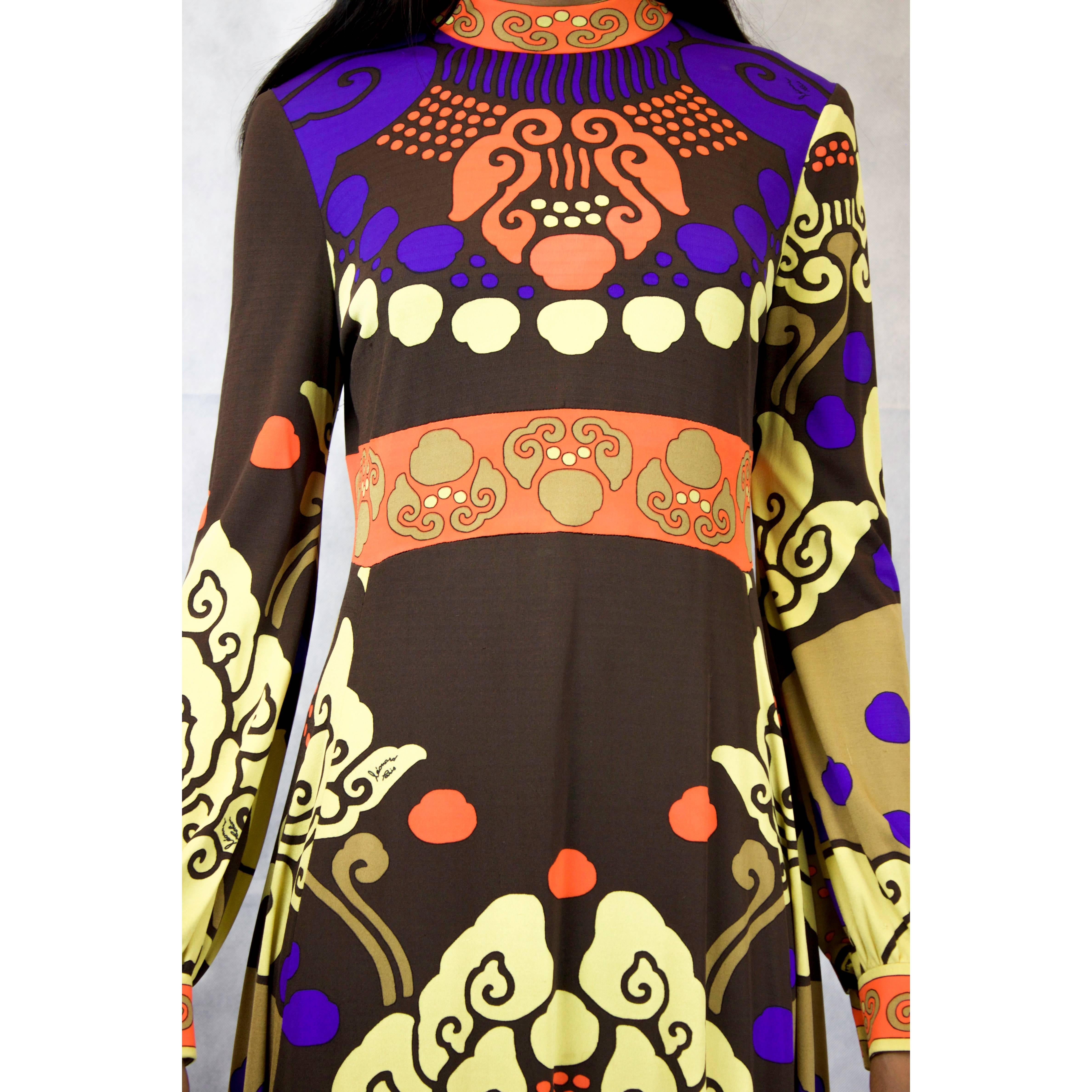 Léonard Paris silk jersey print dress, A / W 1971  In Good Condition For Sale In London, GB