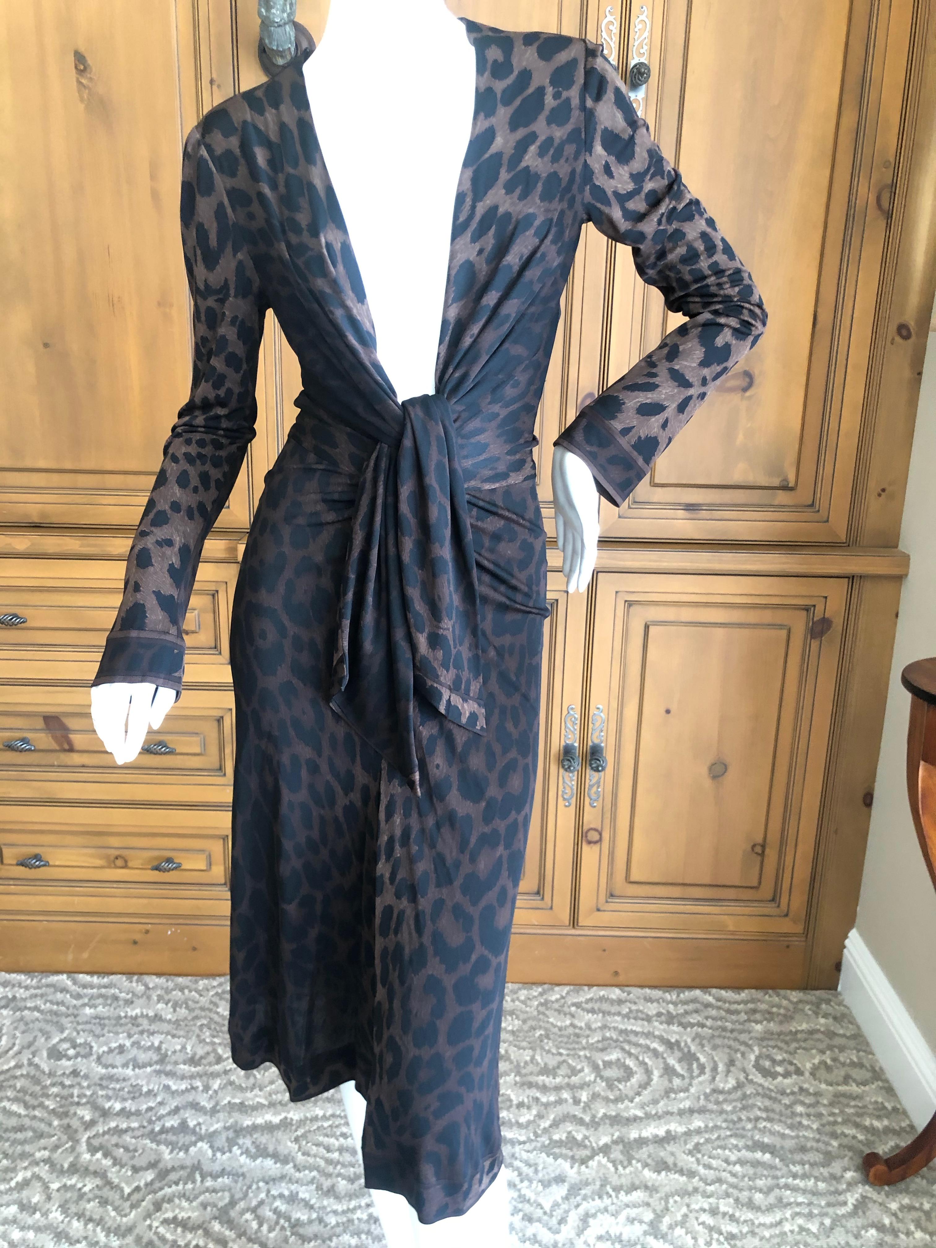 Leonard Paris Silk Jersey Vintage Low Cut Leopard Print Cocktail Dress In Excellent Condition For Sale In Cloverdale, CA