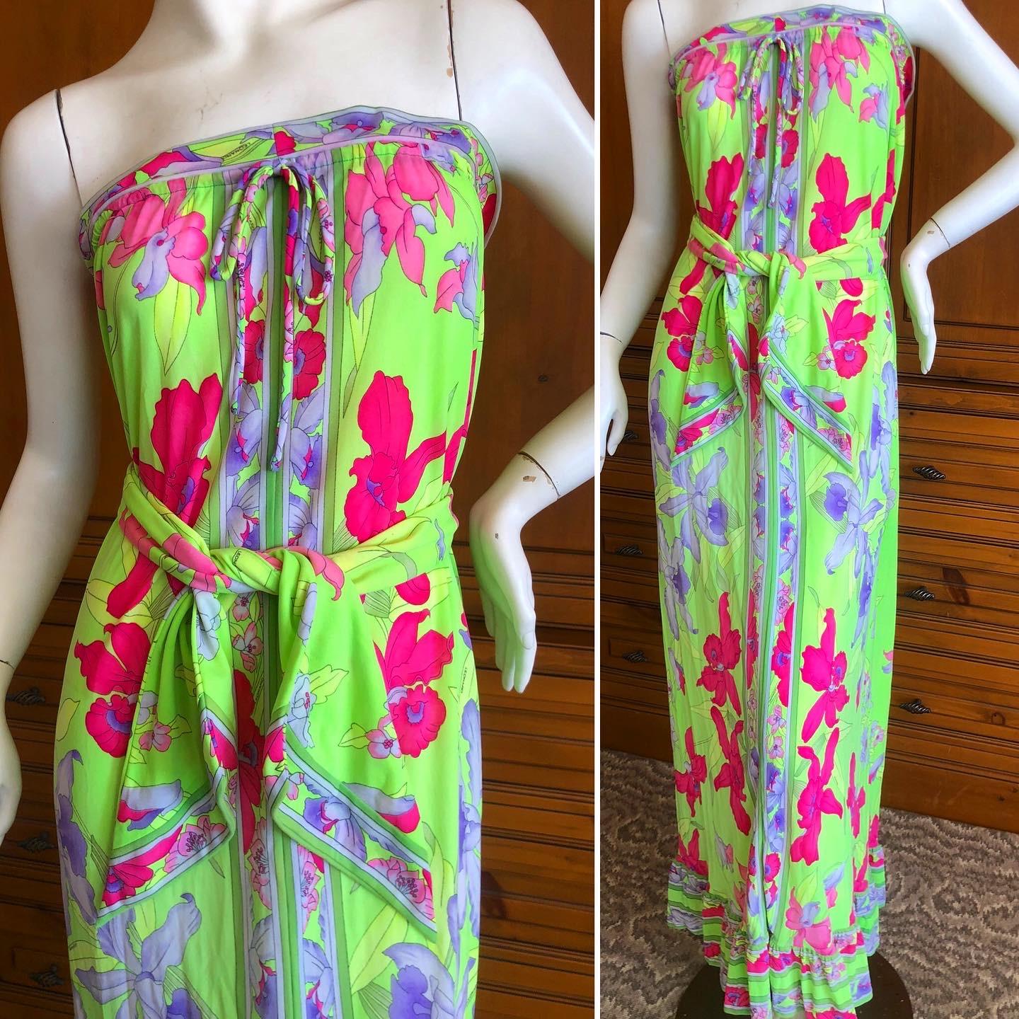 Leonard Paris Silk Jersey Vintage Strapless Long Floral Dress with Sash Tie.
There are detachable straps if you want to wear with straps, but the elastic at the bust holds it up.
So pretty, please use the zoom lens to see details.
Leonard Paris was