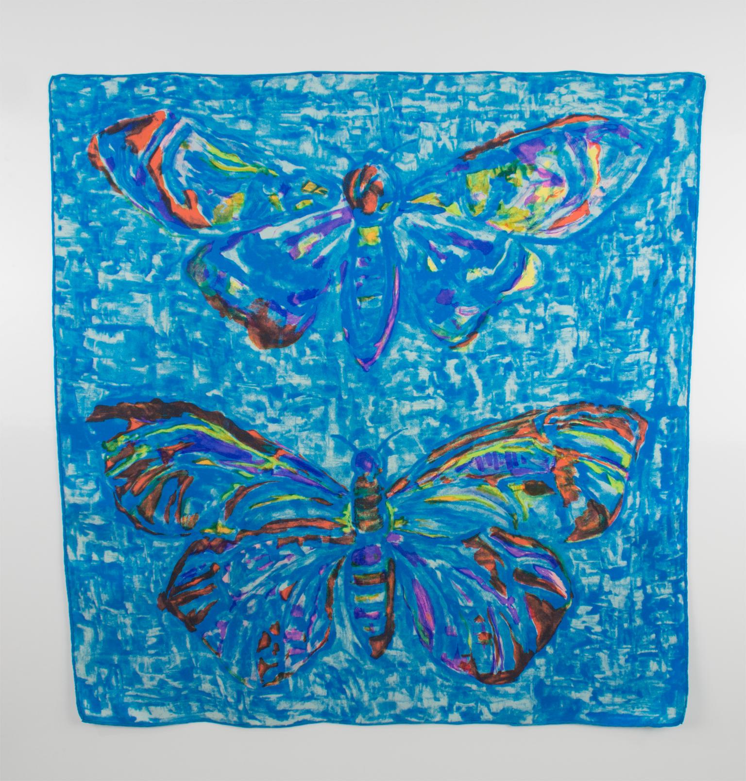 Leonard Paris - Écharpe en soie bleue avec papillons en vente 4