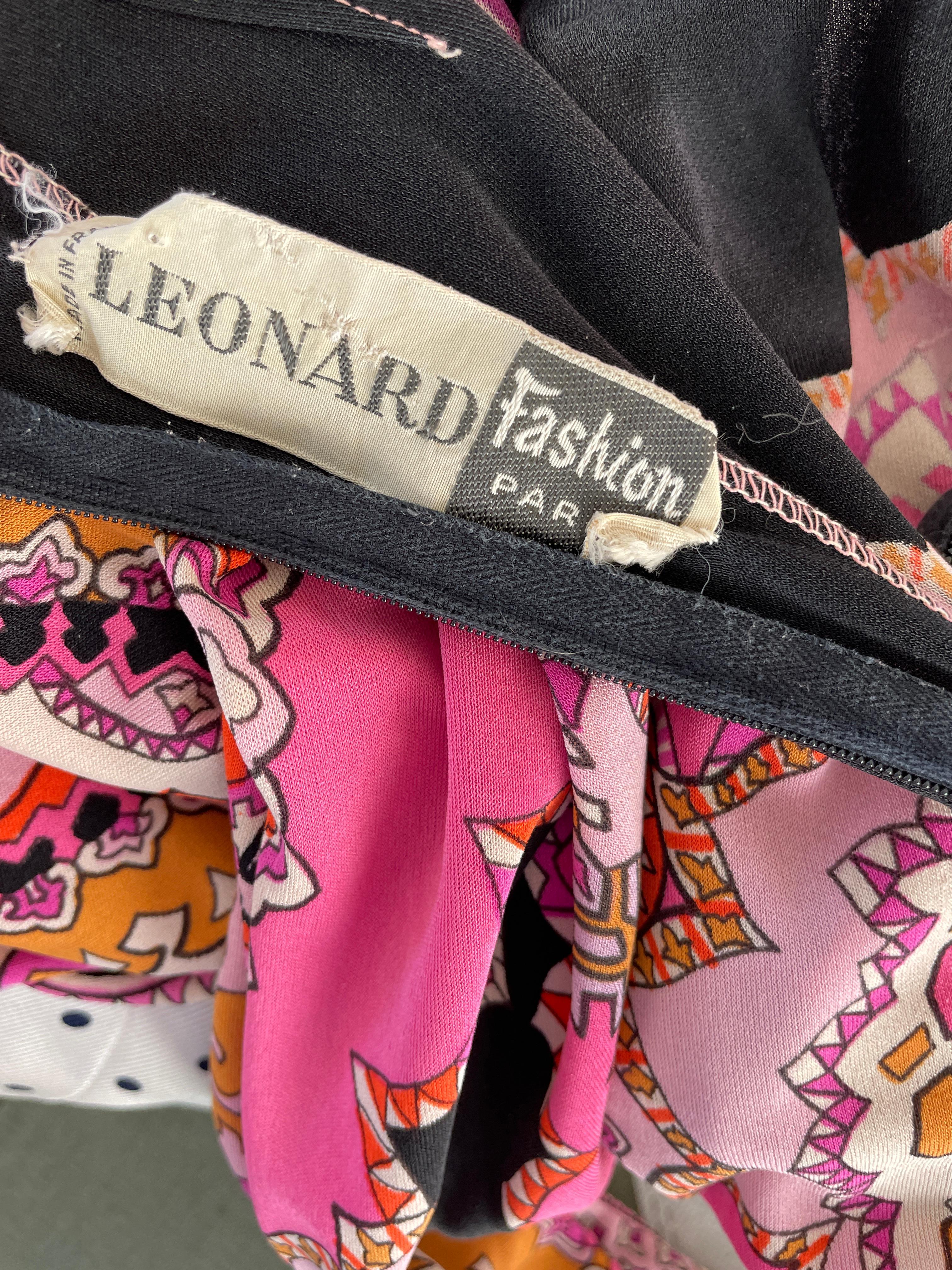  Leonard Paris Vintage 70's Pink Paisley Print Silk Jersey Dress For Sale 5
