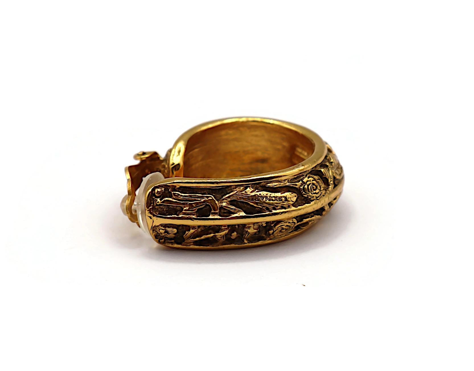 LEONARD Paris Vintage Gold Tone Floral Hoop Earrings im Angebot 4