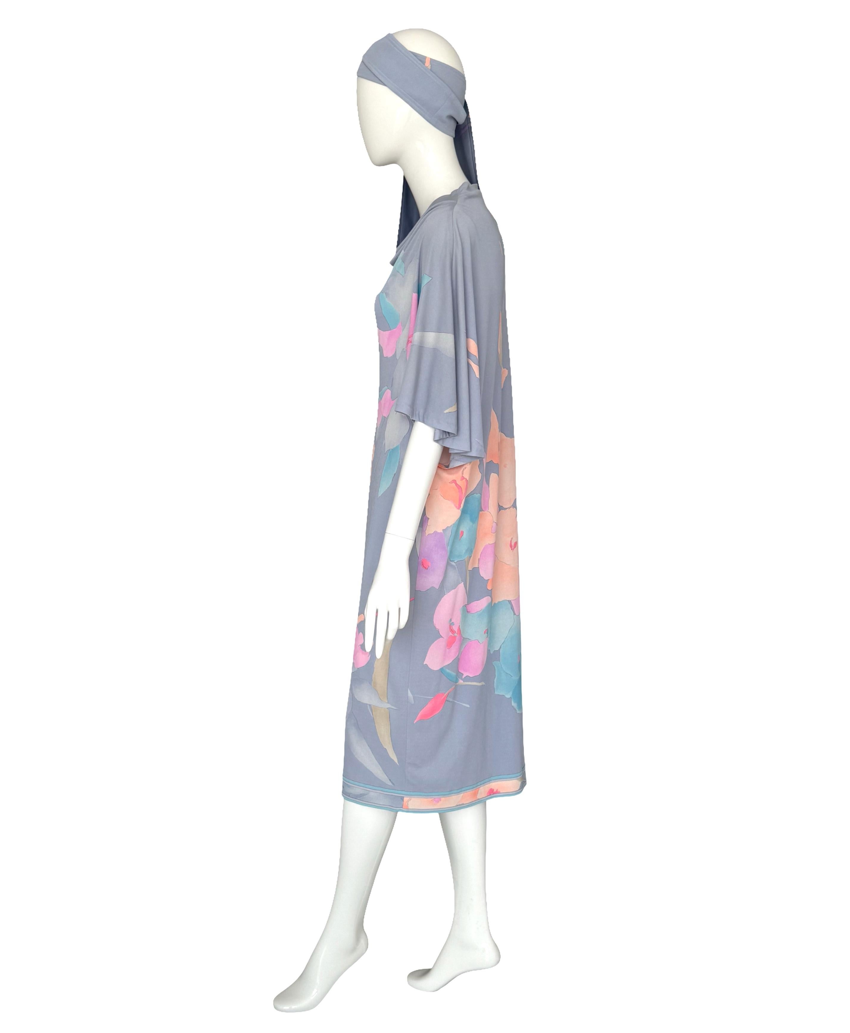 Leonard Paris Vintage signiert Floral Kaftan Kleid mit passendem Gürtel Schal, 1980er Jahre Damen im Angebot