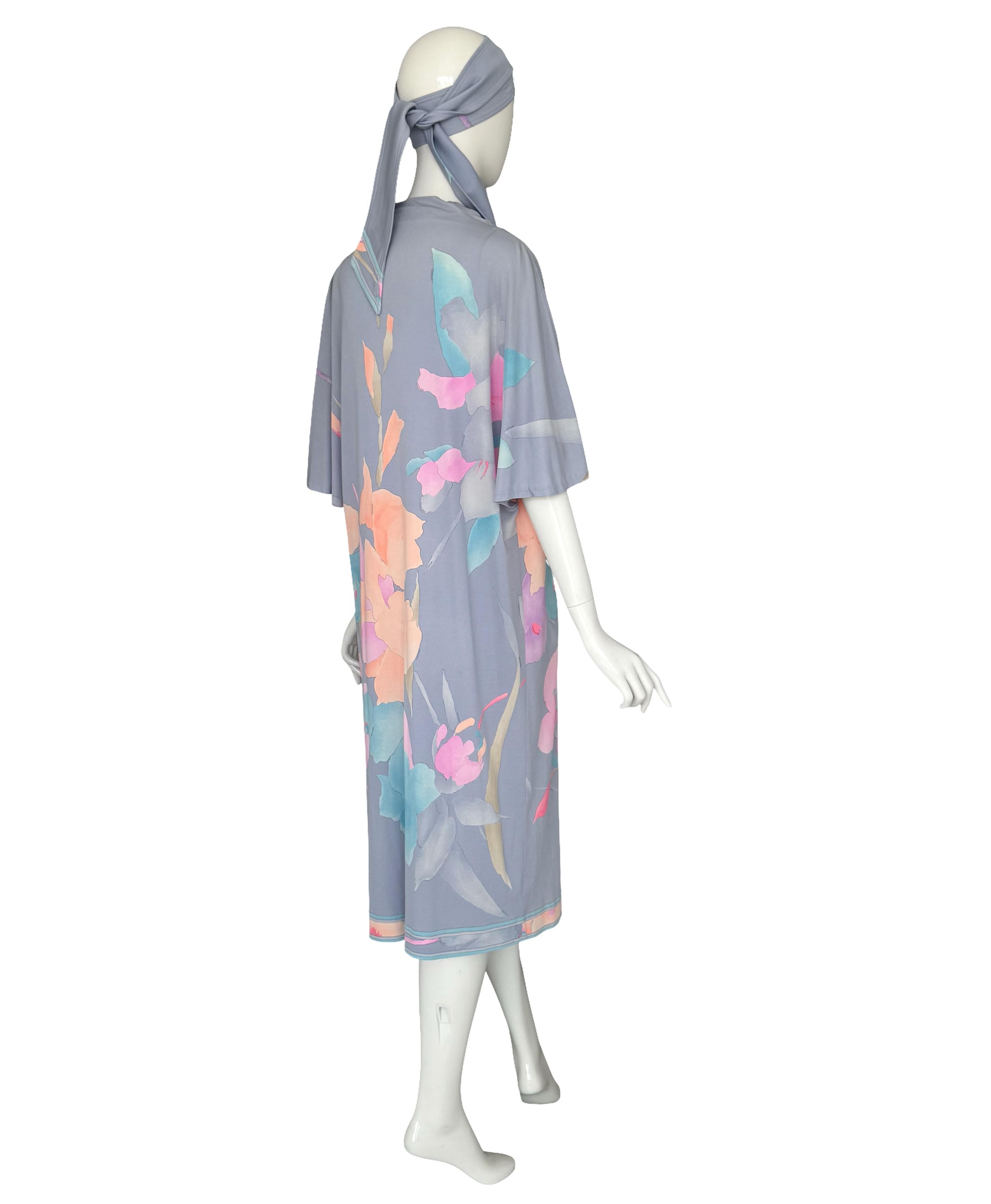 Leonard Paris Vintage signiert Floral Kaftan Kleid mit passendem Gürtel Schal, 1980er Jahre im Angebot 1