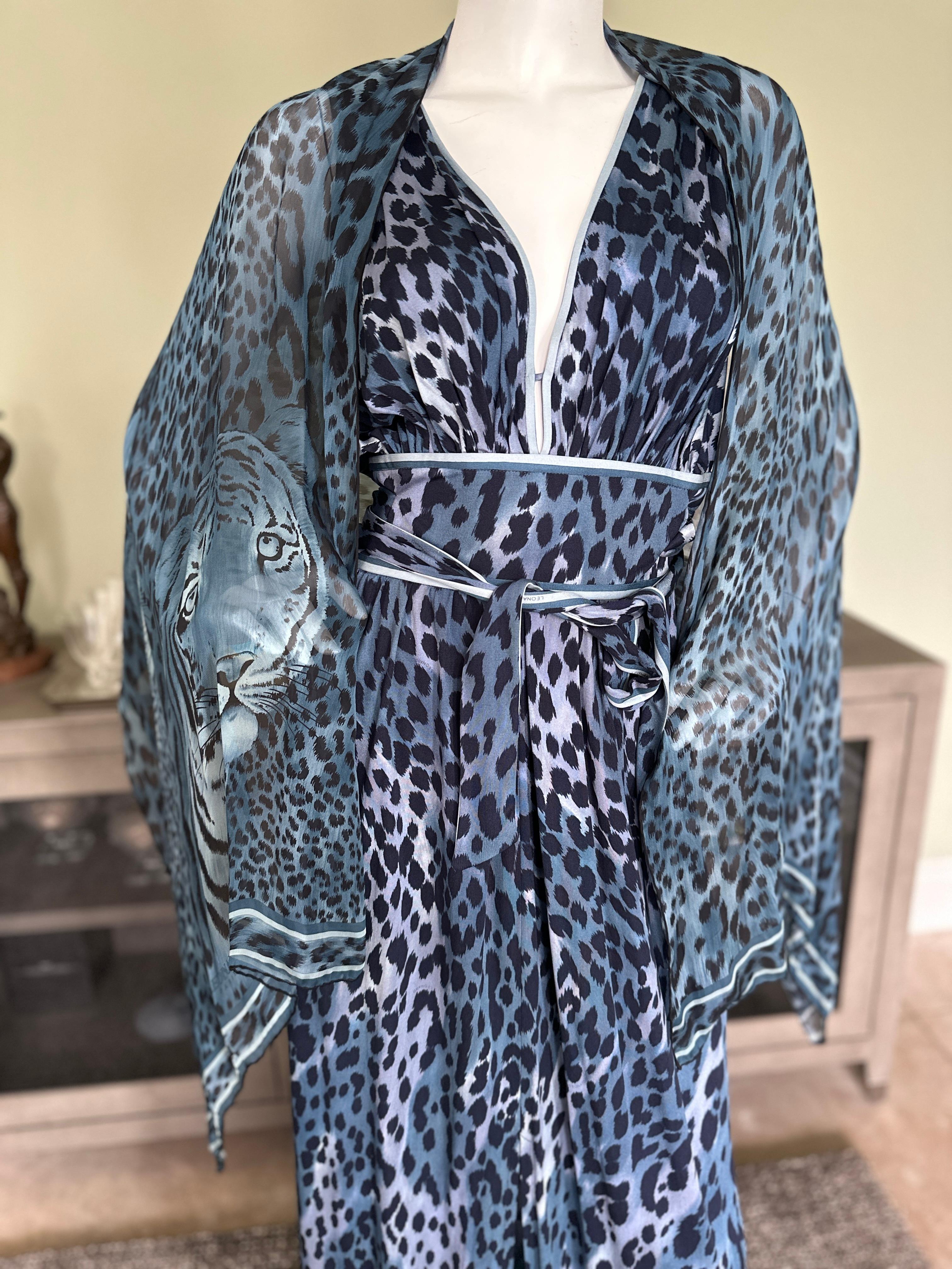 Leonard Paris Vintage Silk Leopard Print Evening Dress with Matching Shawl sz 48 For Sale 8