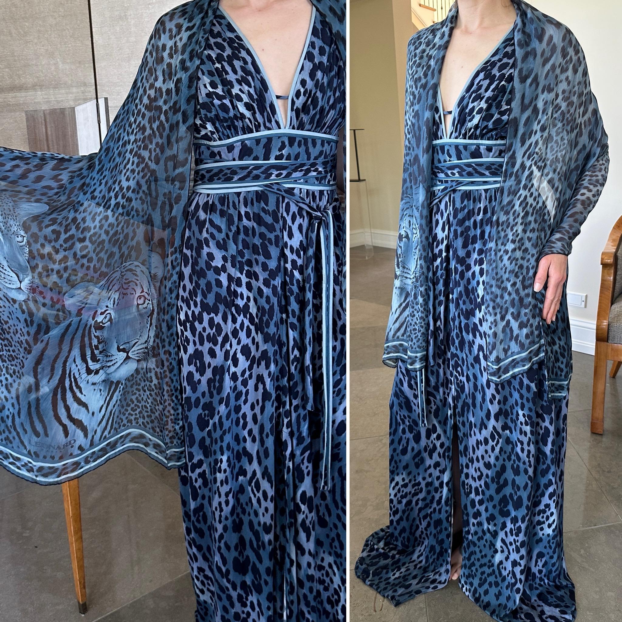 Leonard Paris Vintage Silk Leopard Print Evening Dress with Matching Shawl in Hard to Find sz 48
So pretty, please use the zoom lens to see details. 
Leonard Paris was a contemporary of Pucci, both houses creating brilliant 60's patterns on silk