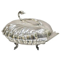 Leonard Regency Style Silver Plated Clam Shell Hinged Warmer with Swan Handle