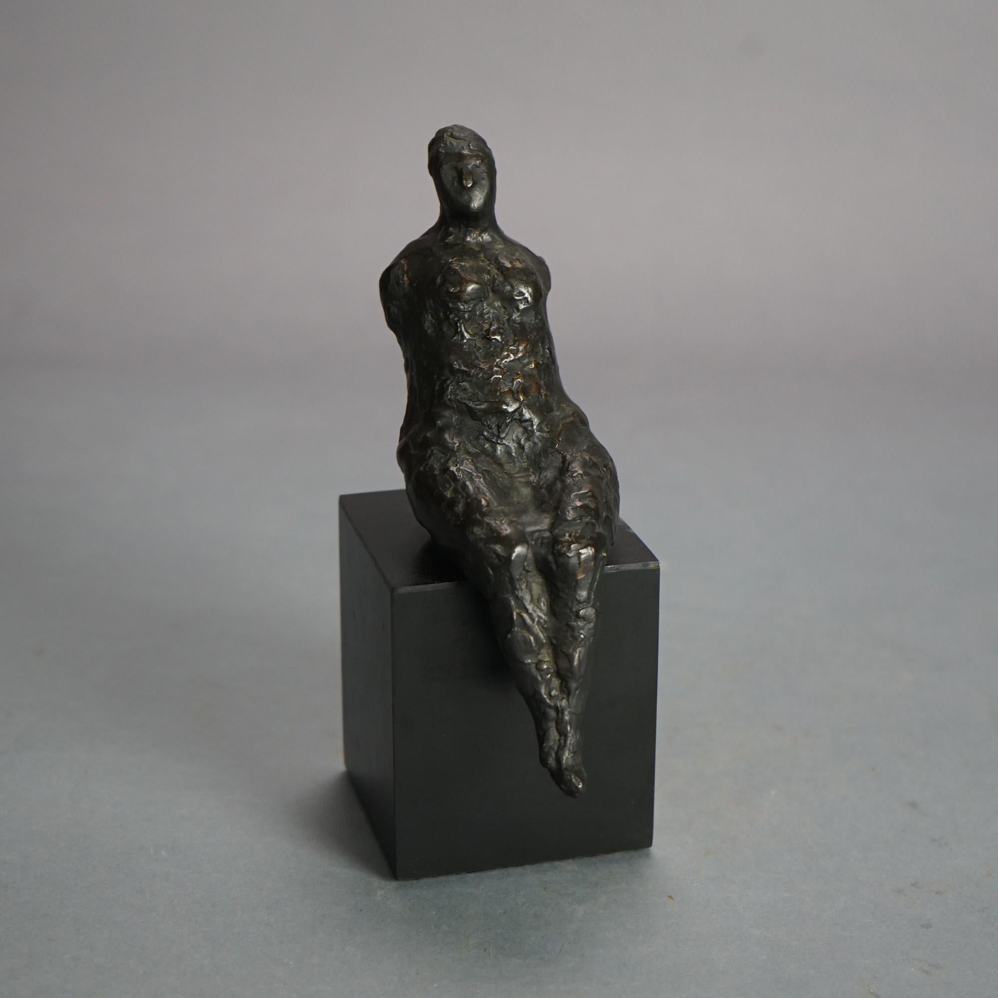 Figure féminine assise en bronze abstrait de Leonard Schwartz C1950 en vente 1