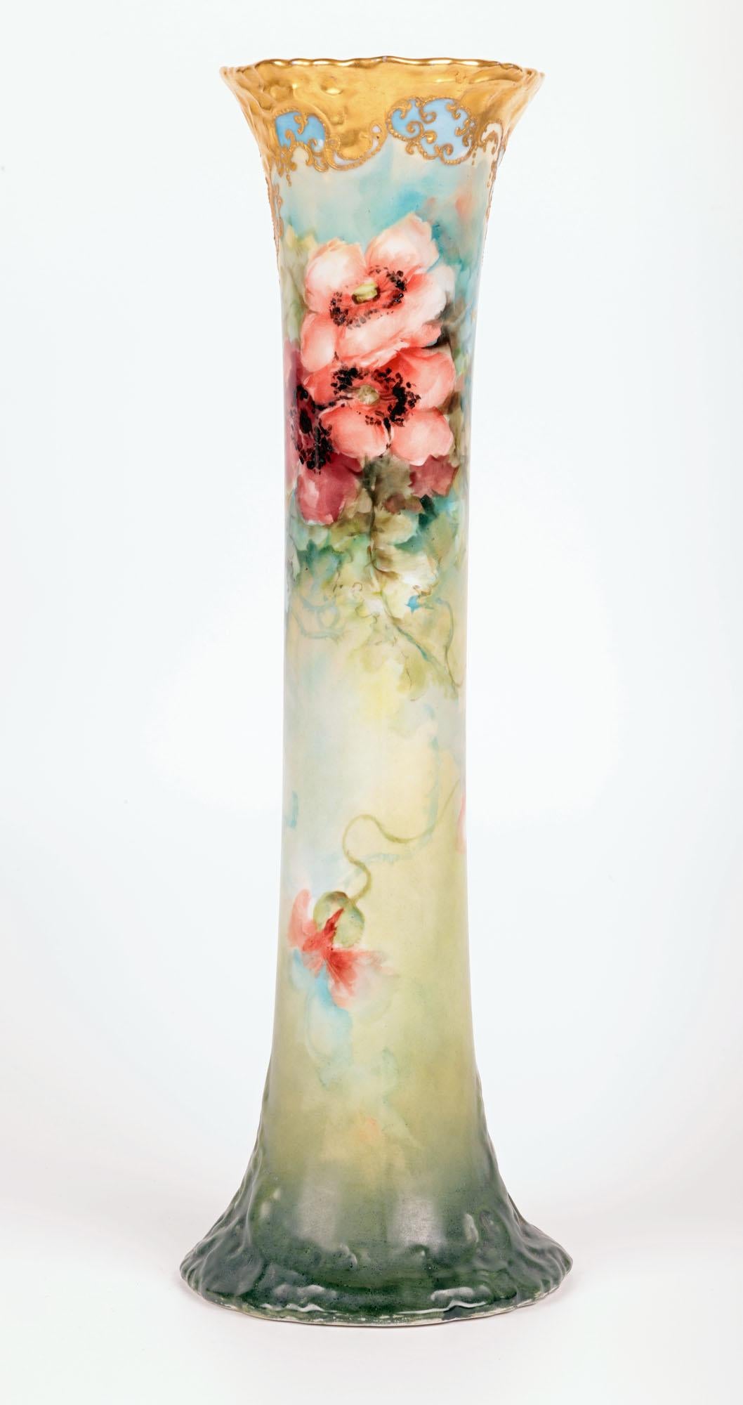 Vase en porcelaine à fleurs peint à la main, Leonard Vienna, Art Nouveau en vente 1
