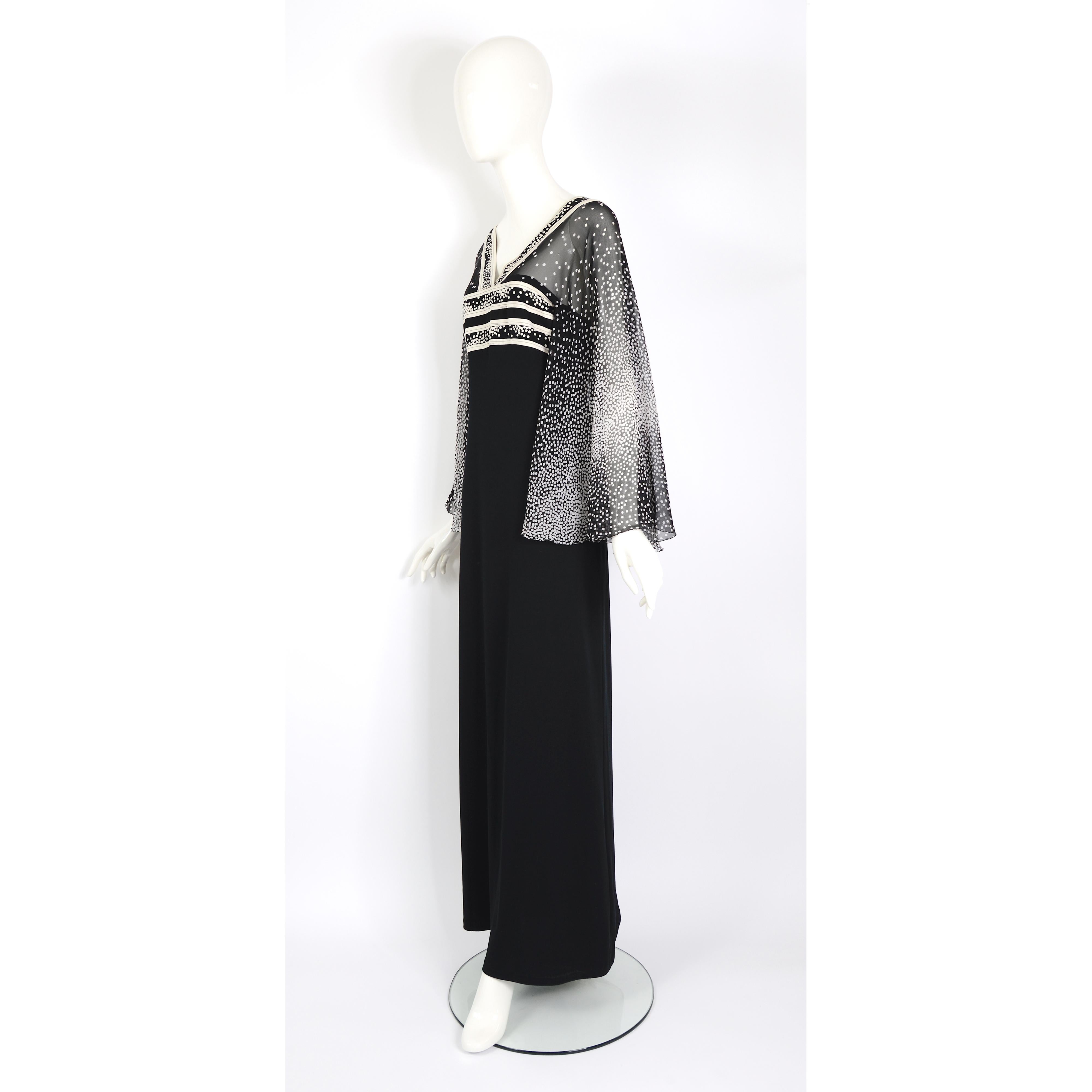 Leonard vintage 1980s large sleeves black and white print silk dress For Sale 4