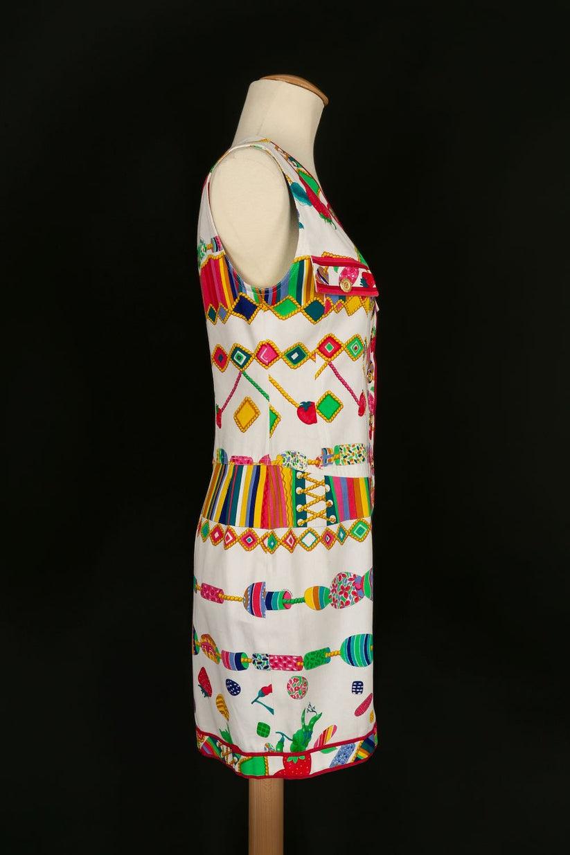 Léonard White Cotton Dress Printed with Candies and Fruits In Excellent Condition For Sale In SAINT-OUEN-SUR-SEINE, FR