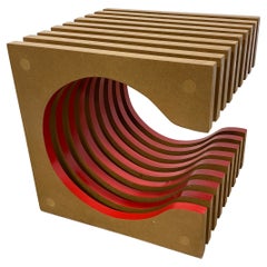 Tabouret ou table d'appoint «laudia » de Leonardo Bueno