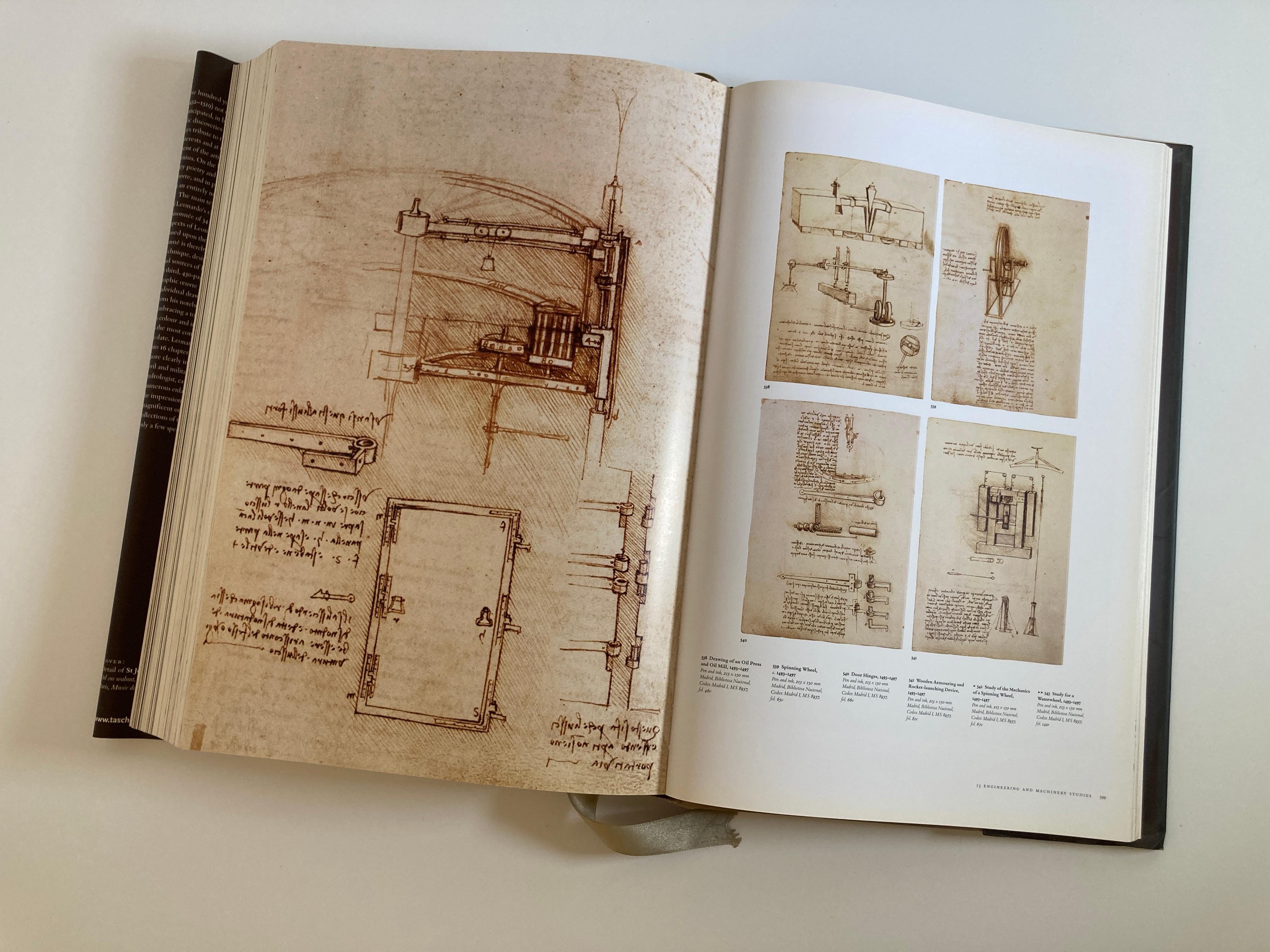 Italian Leonardo Da Vinci The Complete Paintings and Drawings Opus Book