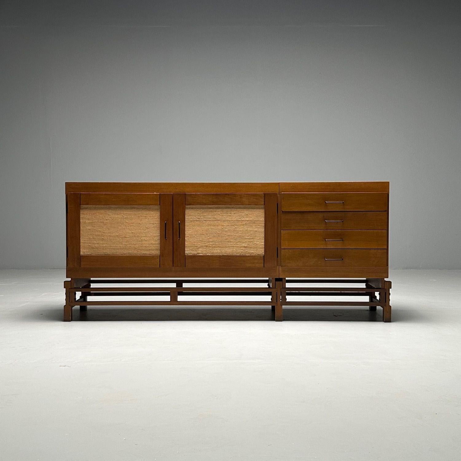 Leonardo Fiori, Italian Mid-Century Modern, Buffet, Wengé, Seagrass, 1950s Bon état - En vente à Manhasset, NY