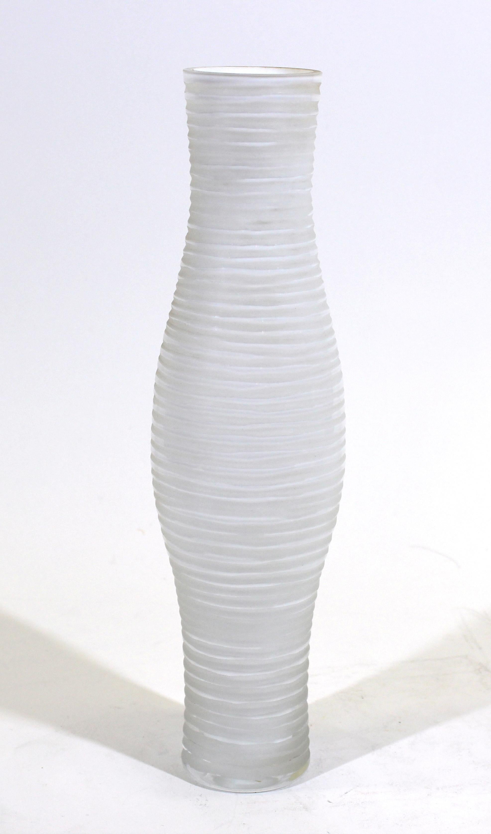 Leonardo German Postmodern white ribbed glass vase, Marked 'Leonardo' on the bottom.