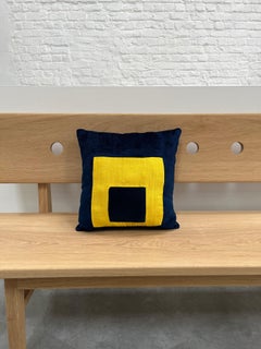 LEONET HOANG Abstract Pillow 31